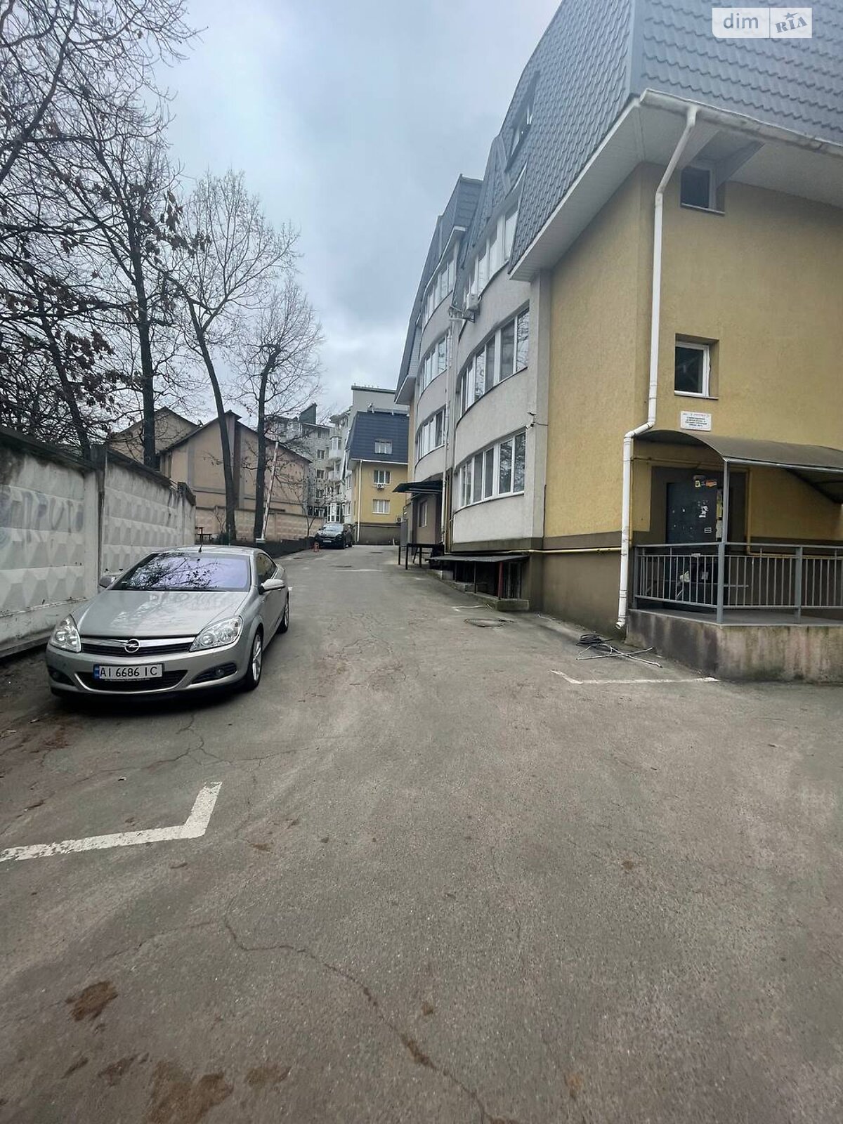 Продаж чотирикімнатної квартири в Ірпені, на вул. Тургенівська 81А, район Ірпінь фото 1