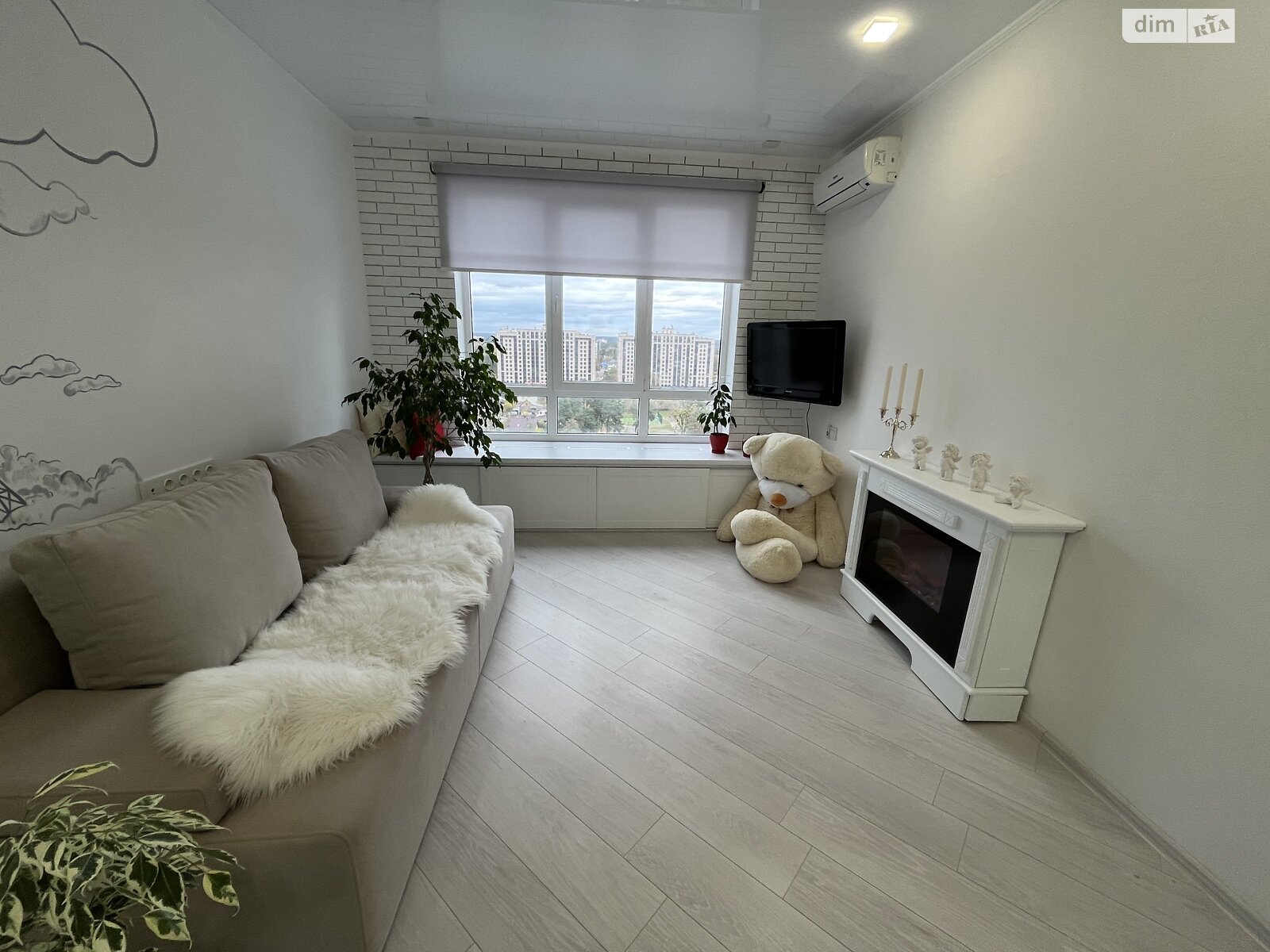 Продаж однокімнатної квартири в Ірпені, на вул. Українська 83Б, район Ірпінь фото 1