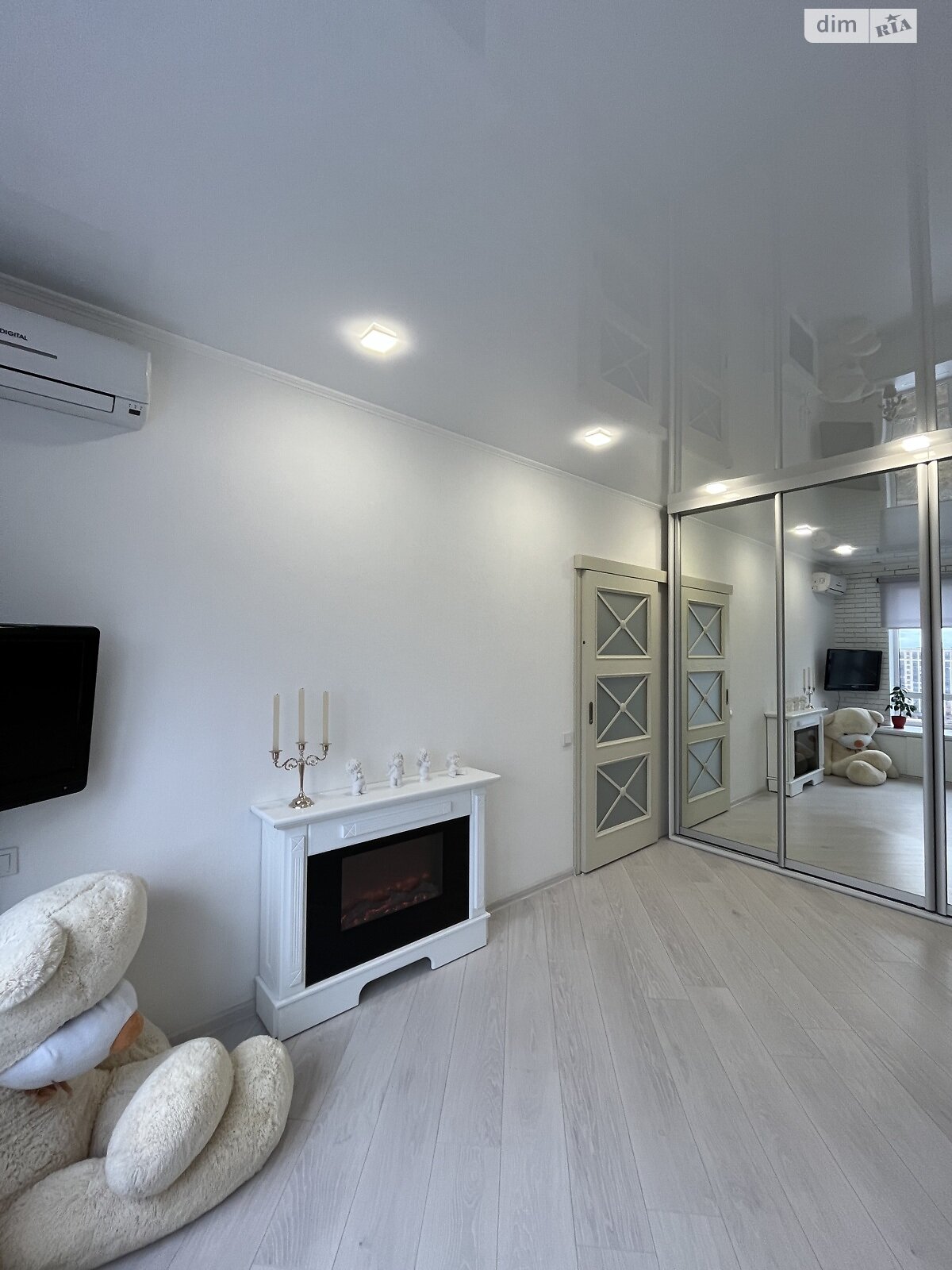 Продаж однокімнатної квартири в Ірпені, на вул. Українська 83Б, район Ірпінь фото 1