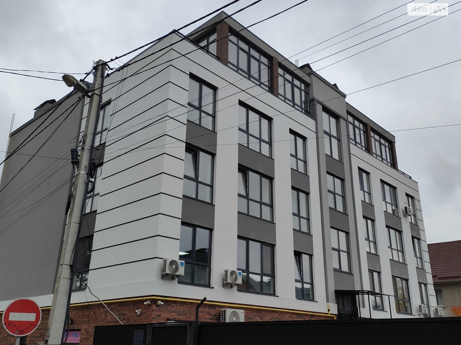 Продаж однокімнатної квартири в Ірпені, на 2-й пров. Український 24, район Ірпінь фото 1 Продаж однокімнатної квартири в Ірпені, на 2-й пров. Український 24, район Ірпінь фото 1