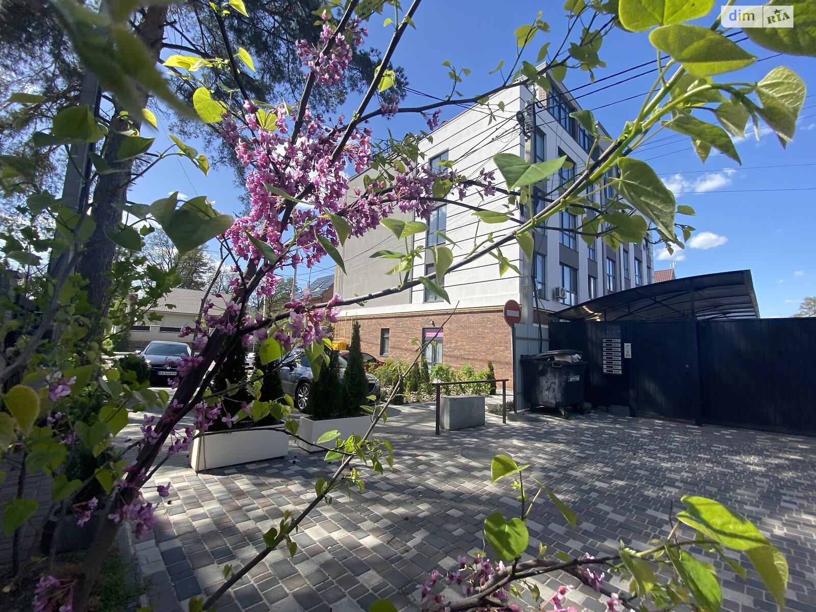 Продаж двокімнатної квартири в Ірпені, на 2-й пров. Український 24, район Ірпінь фото 1 Продаж двокімнатної квартири в Ірпені, на 2-й пров. Український 24, район Ірпінь фото 1