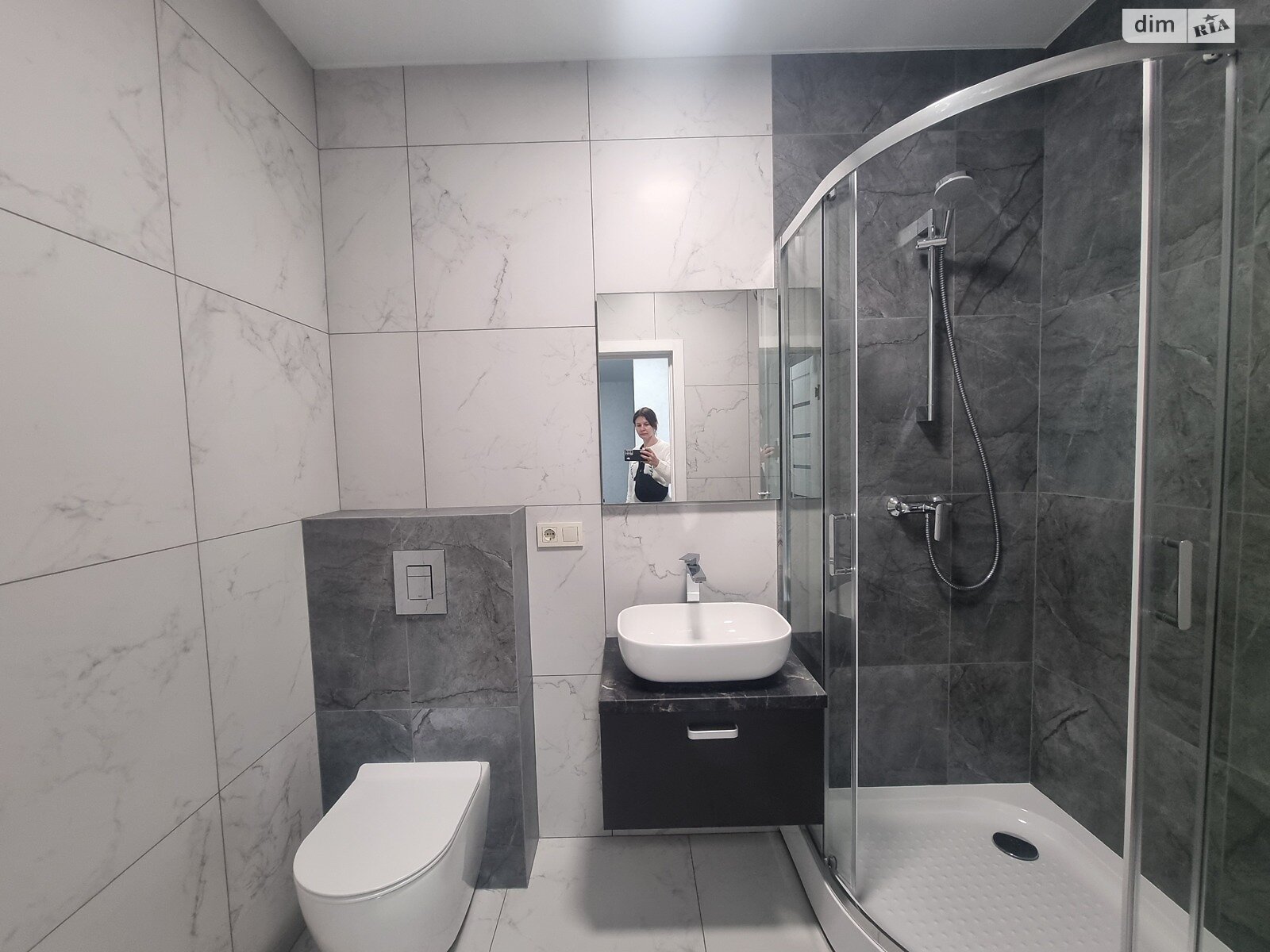 Продаж двокімнатної квартири в Ірпені, на 2-й пров. Український 24, район Ірпінь фото 1 Продаж двокімнатної квартири в Ірпені, на 2-й пров. Український 24, район Ірпінь фото 1