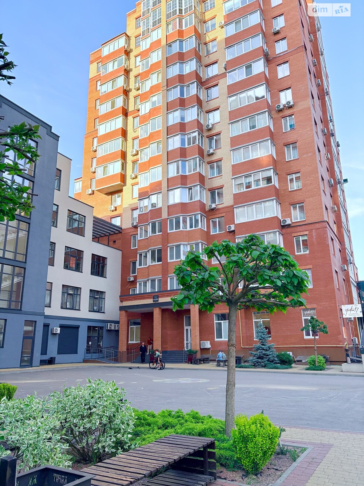 Продаж трикімнатної квартири в Ірпені, на вул. Університетська 2Л/1, район Ірпінь фото 1 Продаж трикімнатної квартири в Ірпені, на вул. Університетська 2Л/1, район Ірпінь фото 1