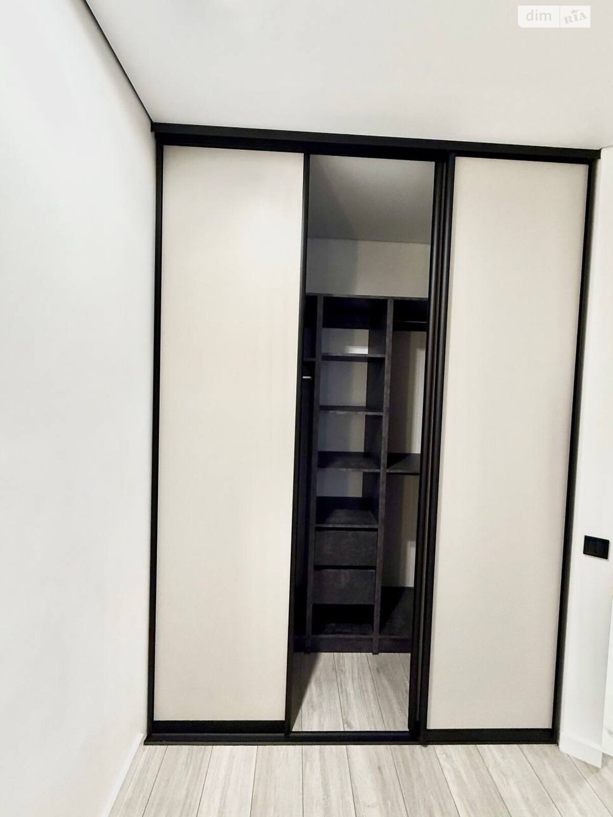 Продаж однокімнатної квартири в Ірпені, на вул. Університетська 3/3, район Ірпінь фото 1 Продаж однокімнатної квартири в Ірпені, на вул. Університетська 3/3, район Ірпінь фото 1