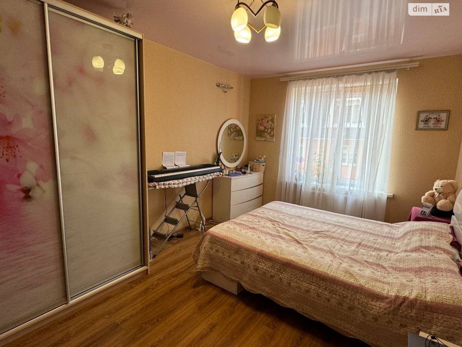 Продаж двокімнатної квартири в Ірпені, на вул. Василя Стуса, район Ірпінь фото 1 Продаж двокімнатної квартири в Ірпені, на вул. Василя Стуса, район Ірпінь фото 1