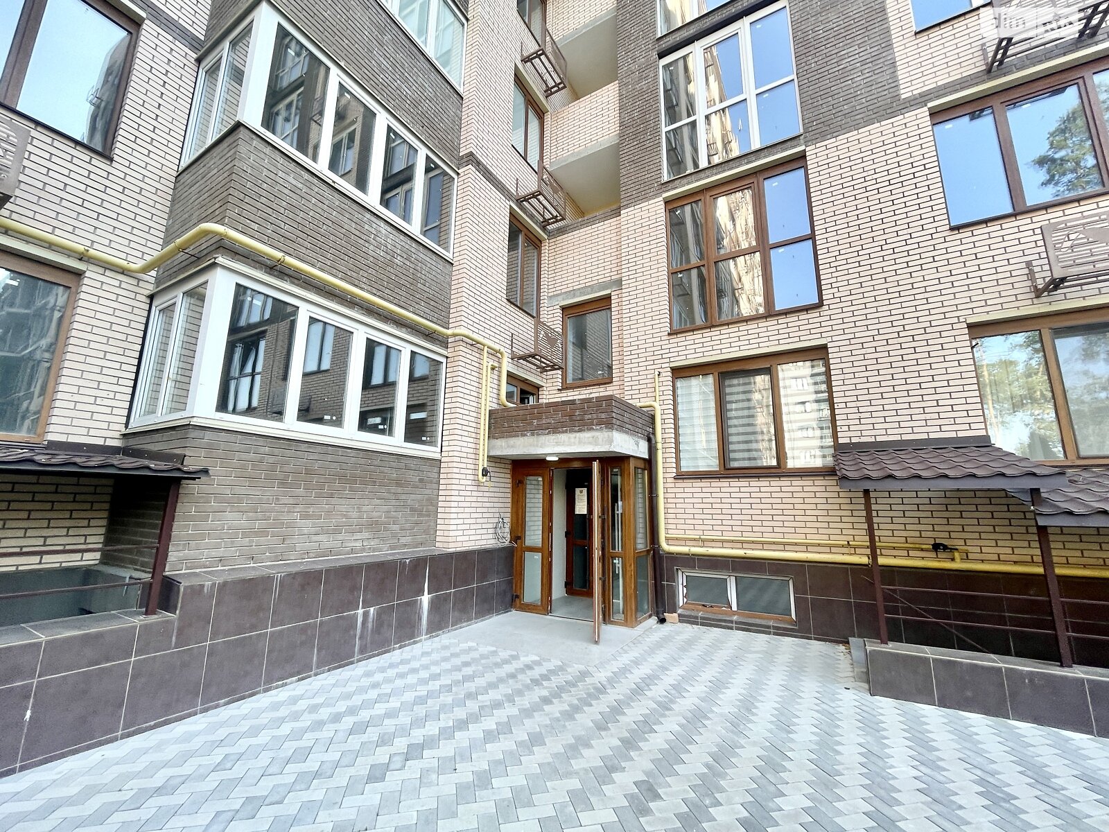 Продаж однокімнатної квартири в Ірпені, на вул. Василя Стуса 64/68, район Ірпінь фото 1