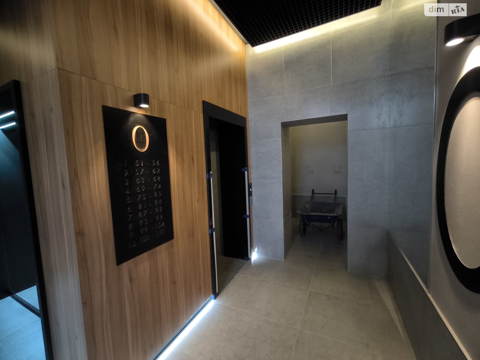 Продаж однокімнатної квартири в Ірпені, на вул. Василя Стуса 27, район Ірпінь фото 1