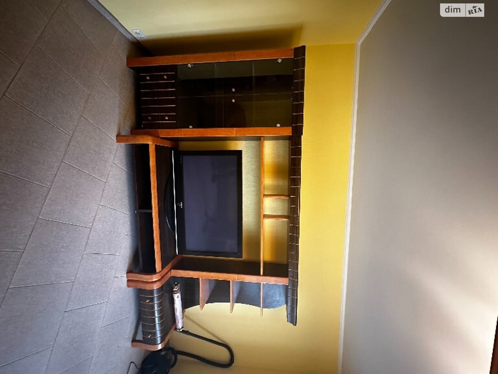 Продаж трикімнатної квартири в Ірпені, на вул. Ярославська 14, район Ірпінь фото 1 Продаж трикімнатної квартири в Ірпені, на вул. Ярославська 14, район Ірпінь фото 1