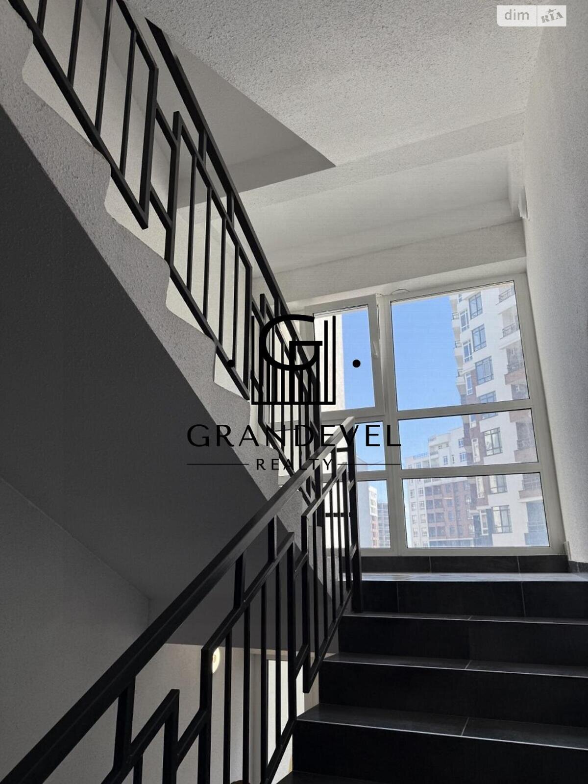 Продажа трехкомнатной квартиры в Ирпене, на ул. Кобылянской Ольги 1В/26, фото 1