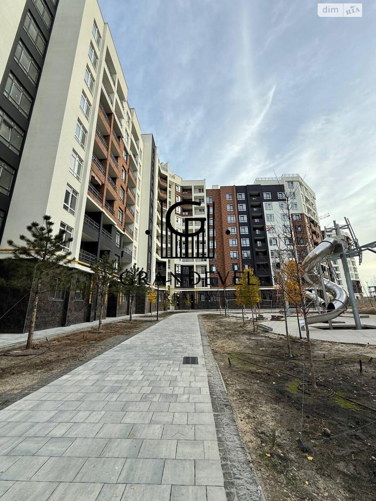 Продажа трехкомнатной квартиры в Ирпене, на ул. Кобылянской Ольги 1В/26, фото 1