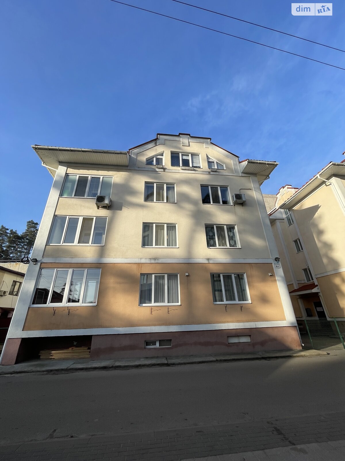 Продажа двухкомнатной квартиры в Ирпене, на ул. Литературная 4Г, кв. 1, фото 1 Продажа двухкомнатной квартиры в Ирпене, на ул. Литературная 4Г, кв. 1, фото 1
