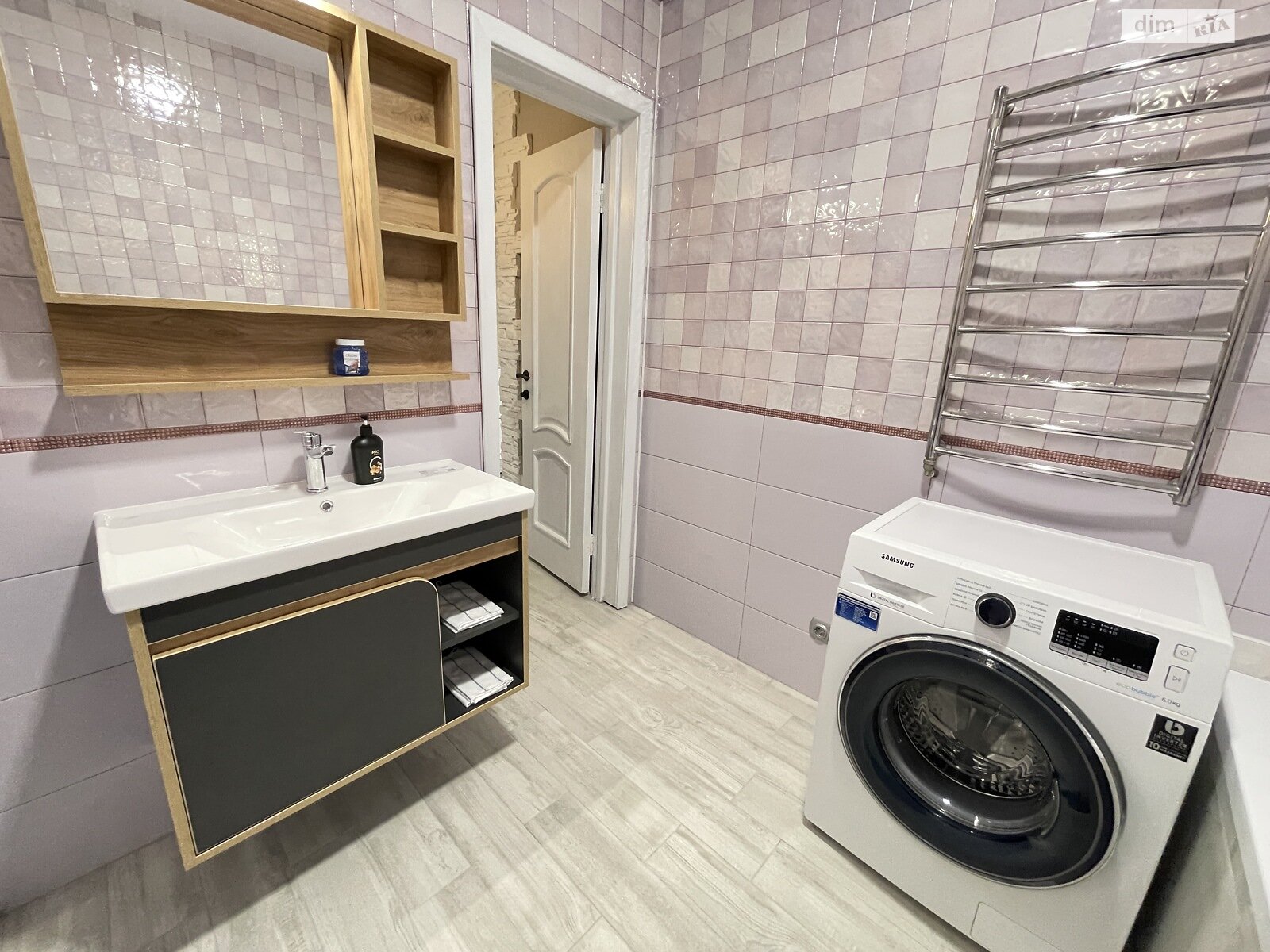 Продажа двухкомнатной квартиры в Ирпене, на ул. Литературная 4Г, кв. 1, фото 1 Продажа двухкомнатной квартиры в Ирпене, на ул. Литературная 4Г, кв. 1, фото 1