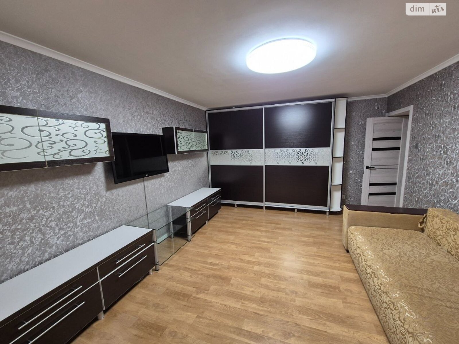 Продаж двокімнатної квартири в Ірпені, на вул. Миру, фото 1 Продаж двокімнатної квартири в Ірпені, на вул. Миру, фото 1