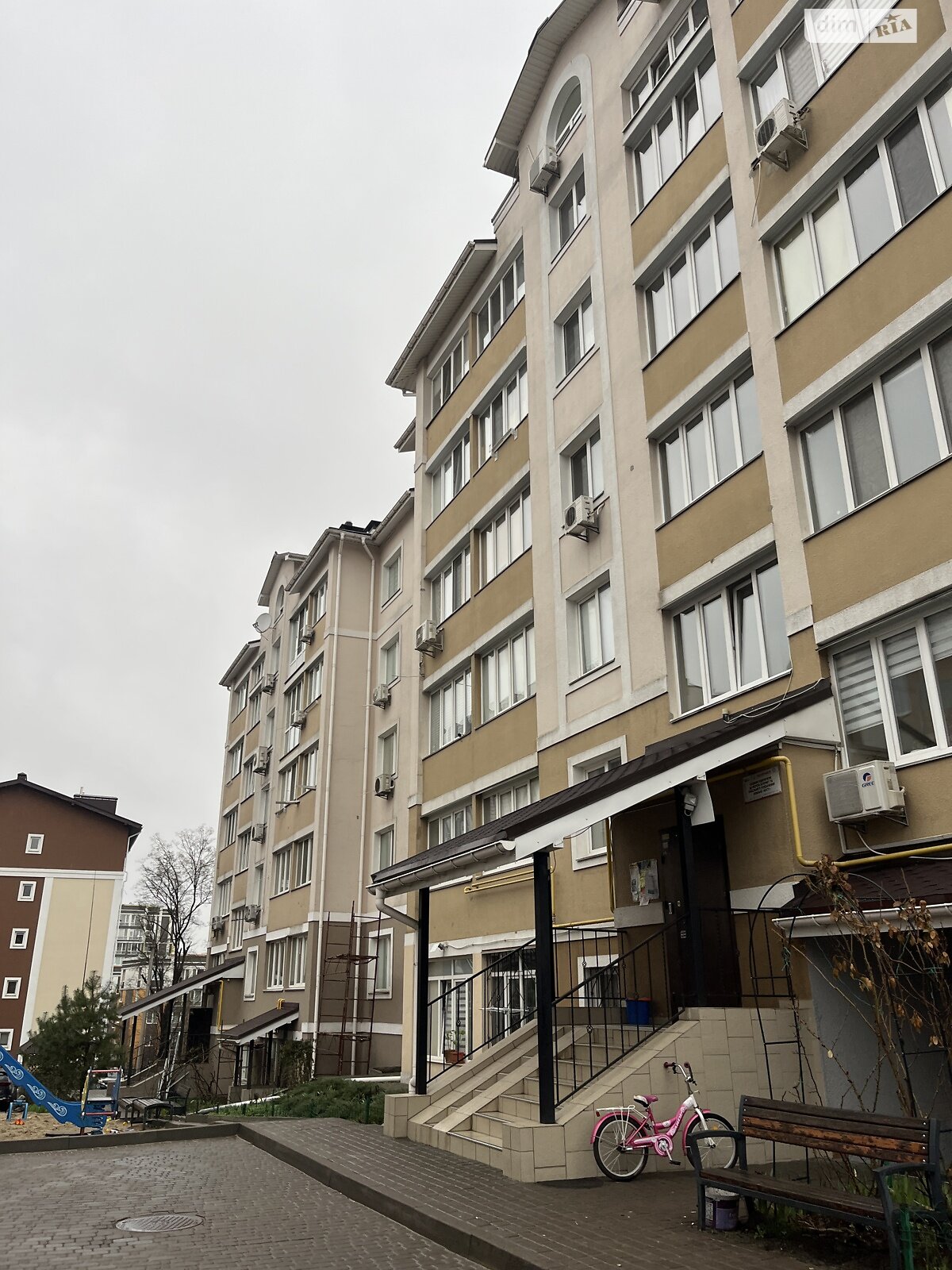 Продаж двокімнатної квартири в Ірпені, на вул. Миколи Сингаївського 8Г, фото 1 Продаж двокімнатної квартири в Ірпені, на вул. Миколи Сингаївського 8Г, фото 1