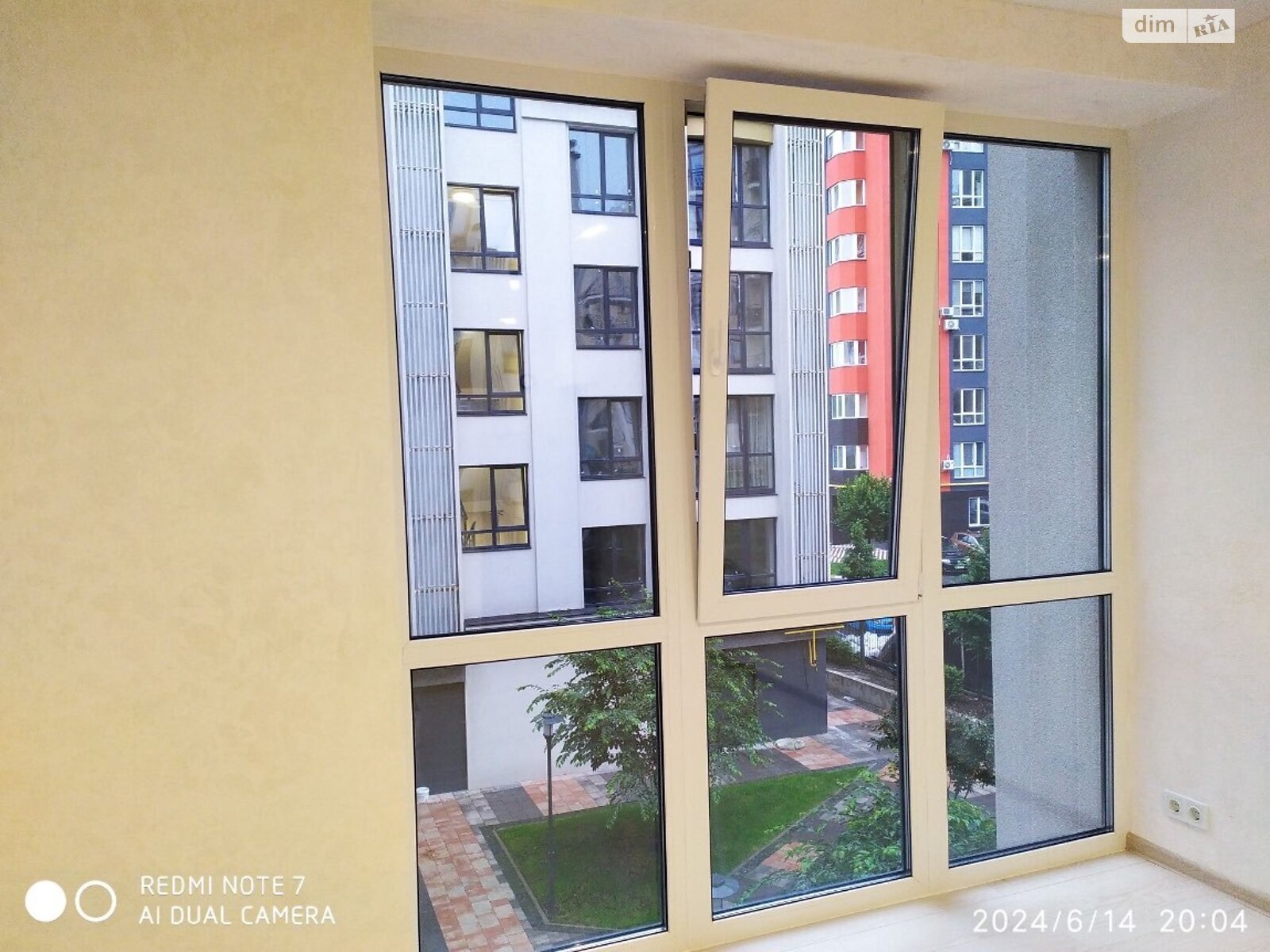 Продаж однокімнатної квартири в Ірпені, на вул. Миколи Сингаївського 2Б/7, фото 1 Продаж однокімнатної квартири в Ірпені, на вул. Миколи Сингаївського 2Б/7, фото 1