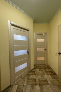 Продажа однокомнатной квартиры в Ирпене, на ул. Николая Сингаевского, фото 2