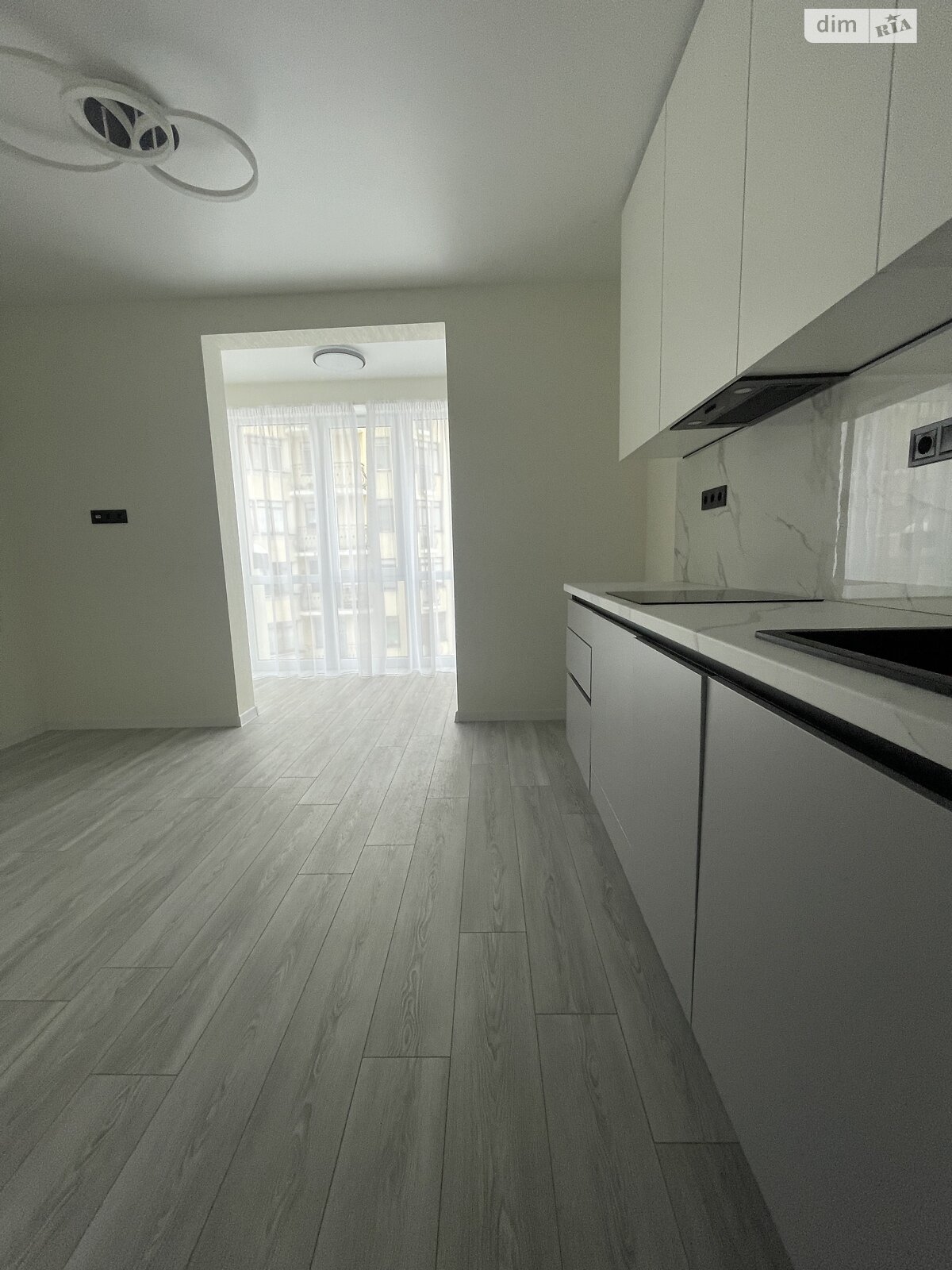 Продажа однокомнатной квартиры в Ирпене, на ул. Николая Сингаевского, фото 1