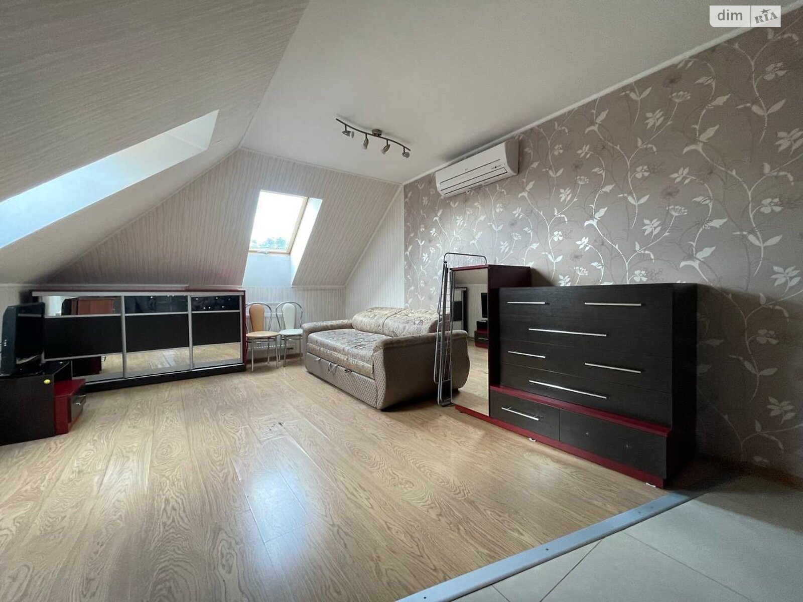 Продаж однокімнатної квартири в Ірпені, на вул. Полтавська 45, фото 1