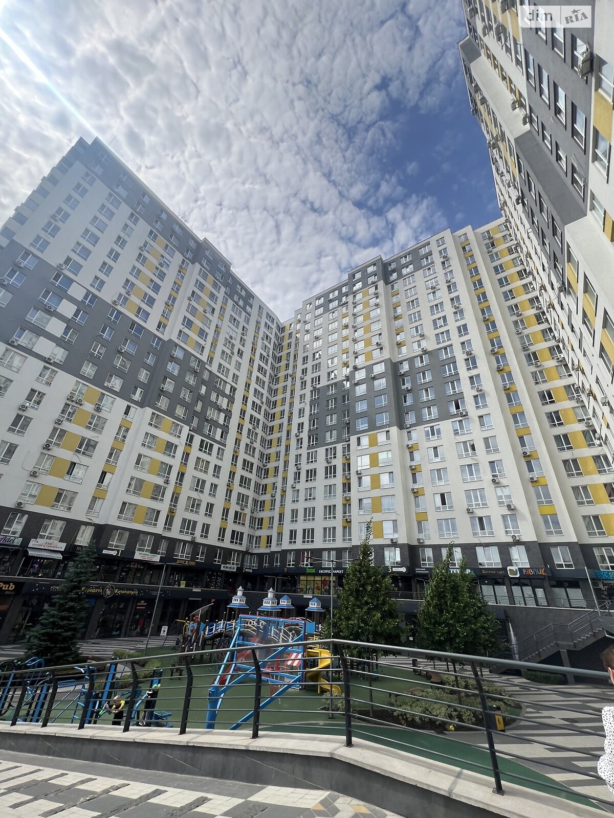 Продажа трехкомнатной квартиры в Ирпене, на ул. Университетская 1П, район Романовка фото 1 Продажа трехкомнатной квартиры в Ирпене, на ул. Университетская 1П, район Романовка фото 1