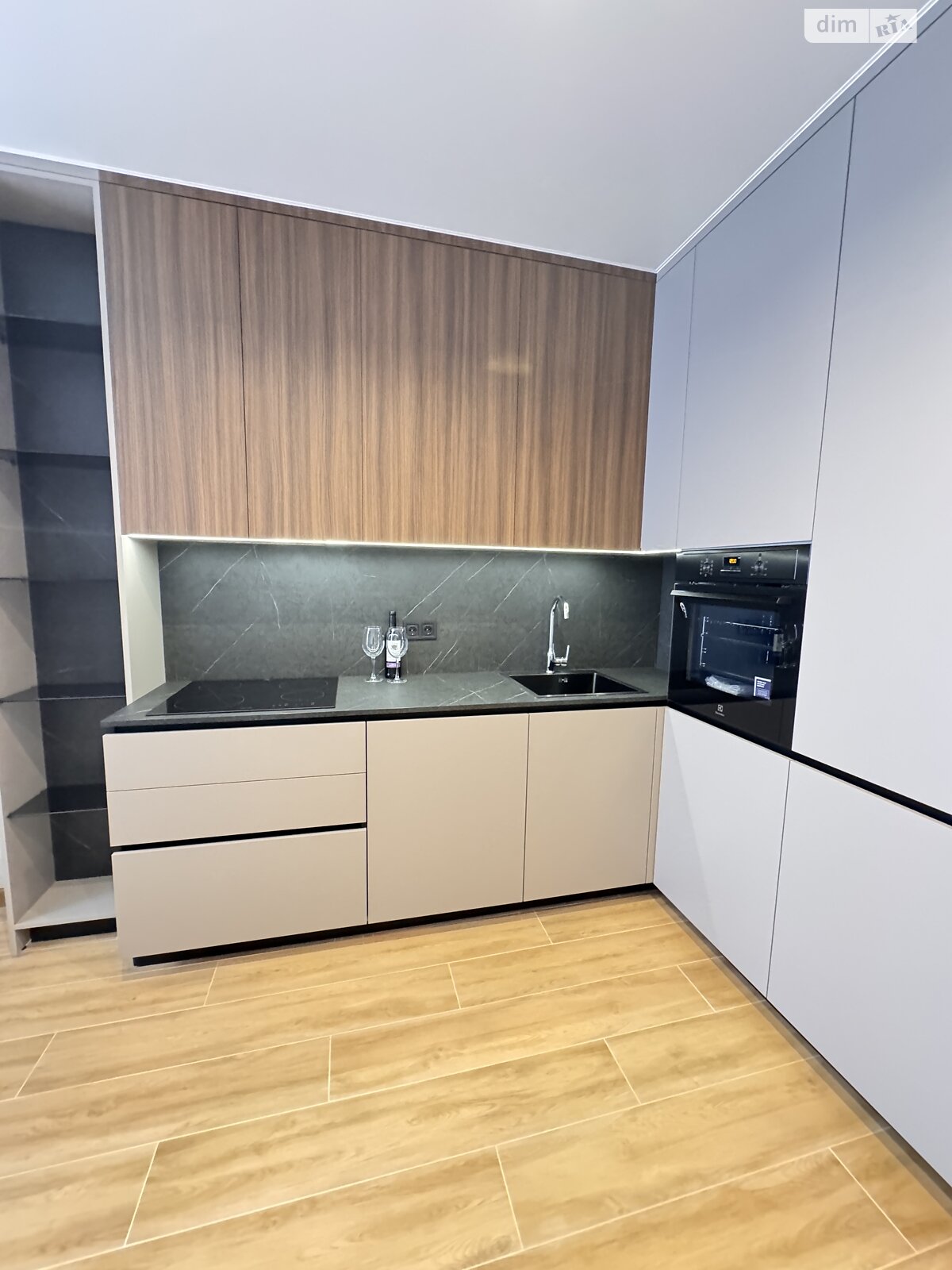 Продажа двухкомнатной квартиры в Ирпене, на ул. Университетская 1М, фото 1