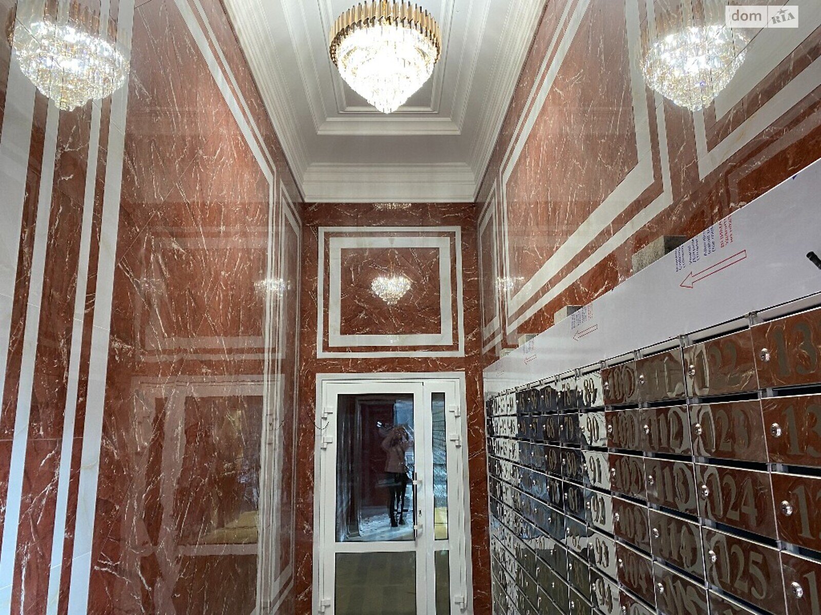 Продаж двокімнатної квартири в Ірпені, на вул. Університетська 3/8, район Ірпінь фото 1 Продаж двокімнатної квартири в Ірпені, на вул. Університетська 3/8, район Ірпінь фото 1