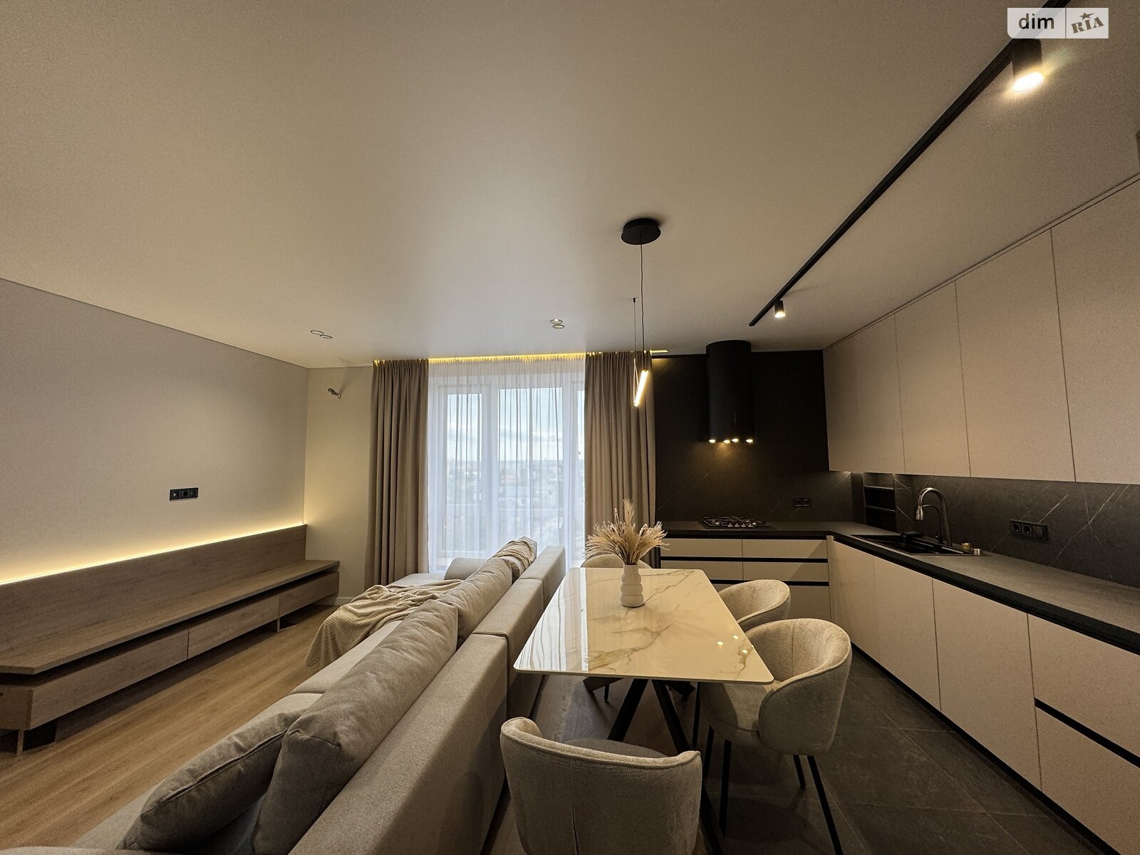 Продажа двухкомнатной квартиры в Ирпене, на ул. Василия Стуса 27, фото 1