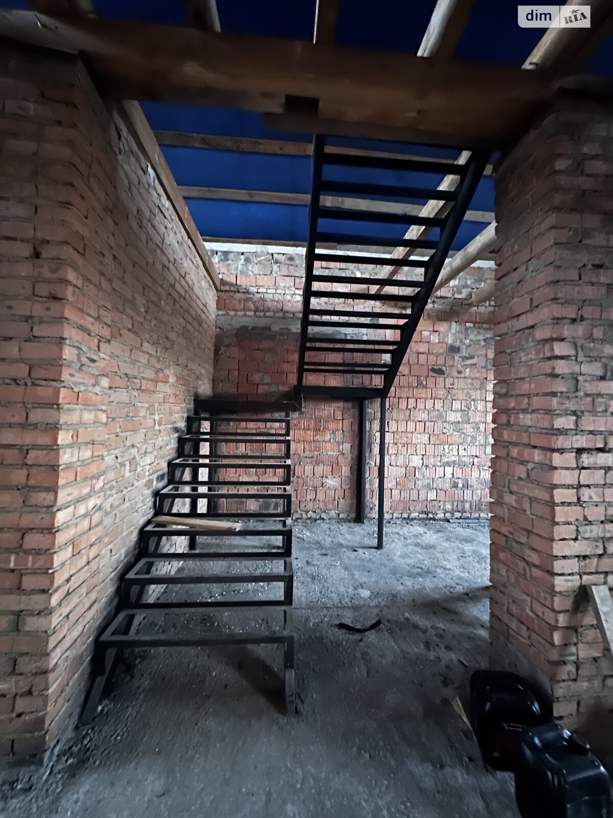 Продажа трехкомнатной квартиры в Ирпене, на ул. Заречная 3, фото 1 Продажа трехкомнатной квартиры в Ирпене, на ул. Заречная 3, фото 1