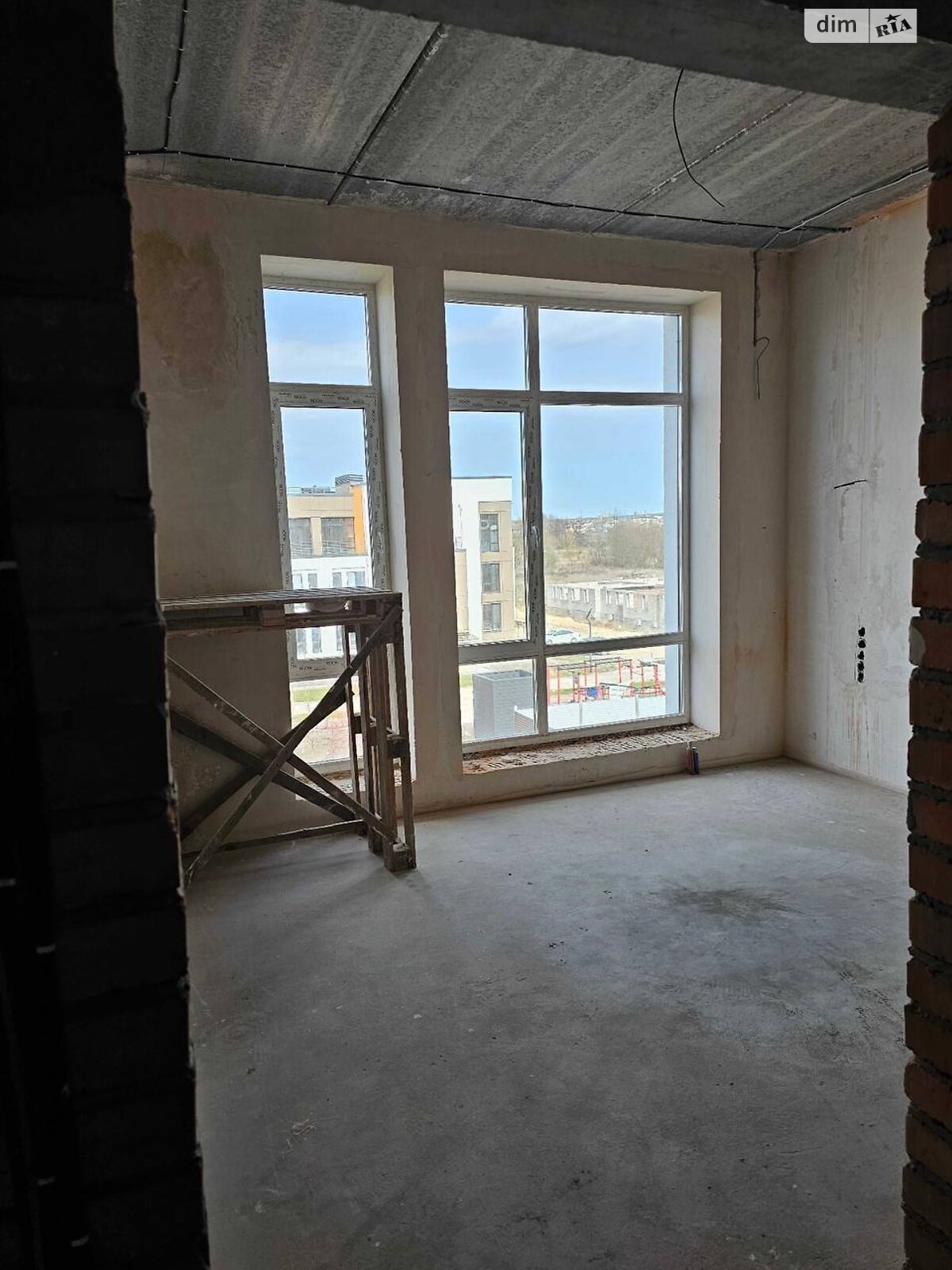 Продаж трикімнатної квартири в Ірпені, на вул. Наталії Околитенко 79, фото 1