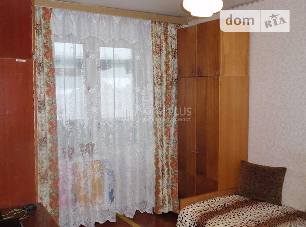 Продажа трехкомнатной квартиры в Иванкове, на Полесская ул. 142, фото 1 Продажа трехкомнатной квартиры в Иванкове, на Полесская ул. 142, фото 1