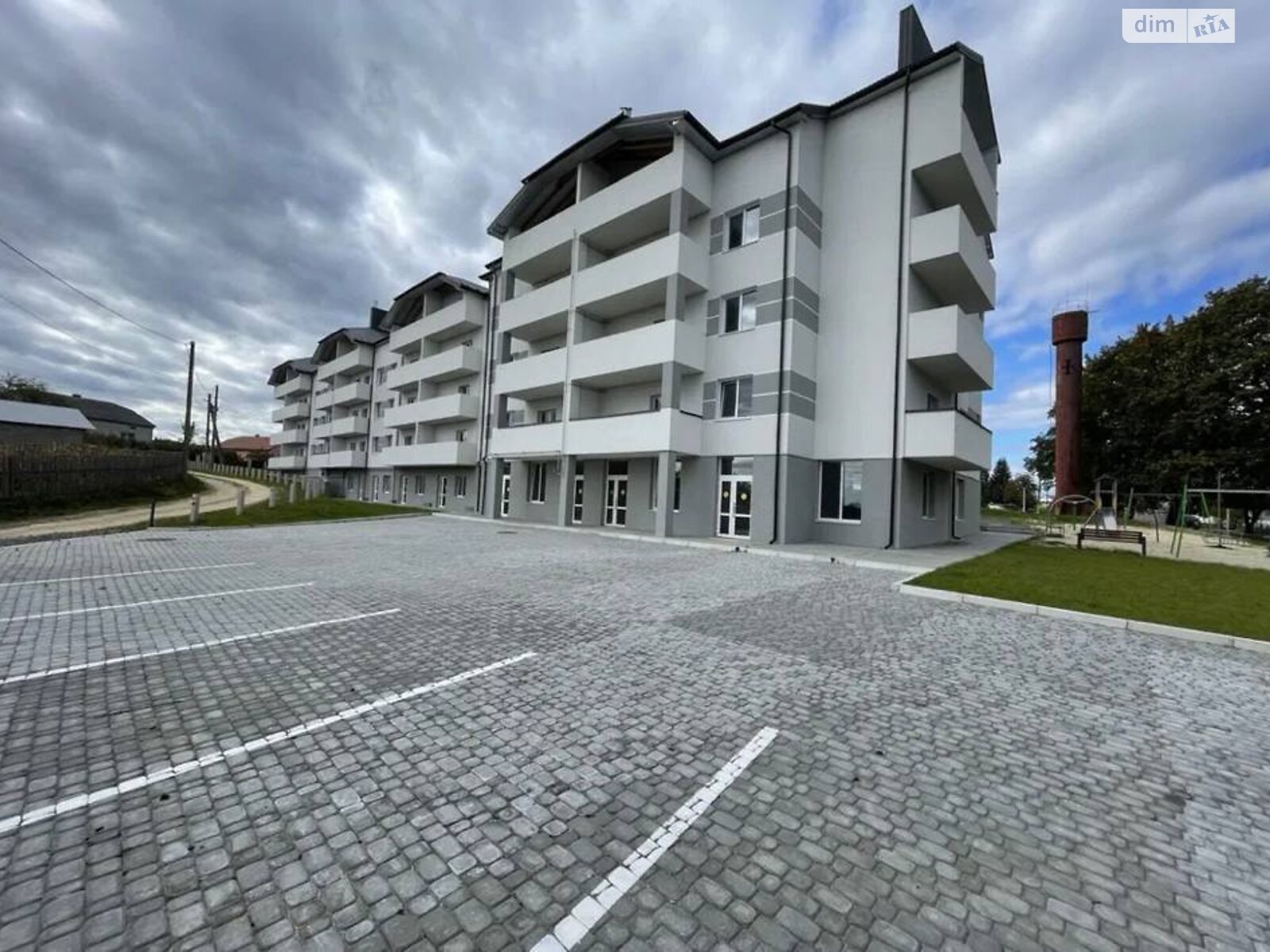 Продажа двухкомнатной квартиры в Ивано-Франково, на ул. Коцюбинского 1, фото 1 Продажа двухкомнатной квартиры в Ивано-Франково, на ул. Коцюбинского 1, фото 1