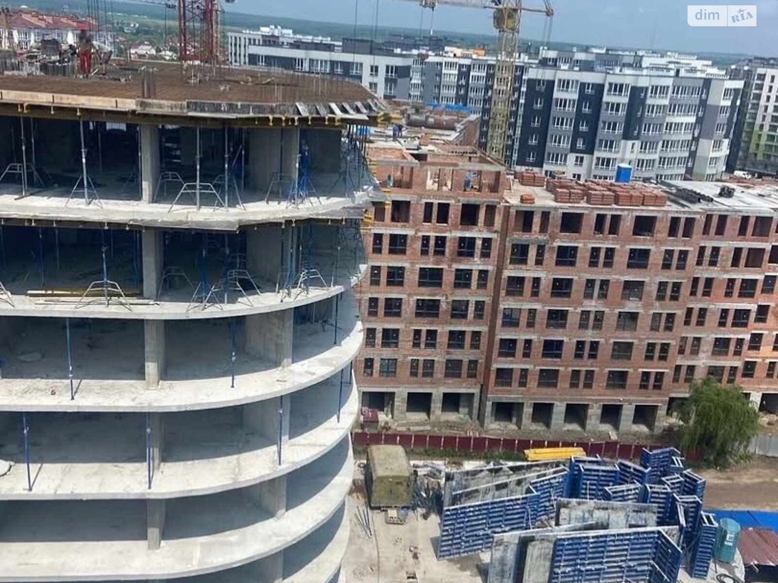 Продаж трикімнатної квартири в Івано-Франківську, на вул. 22 січня 2Б, фото 1 Продаж трикімнатної квартири в Івано-Франківську, на вул. 22 січня 2Б, фото 1