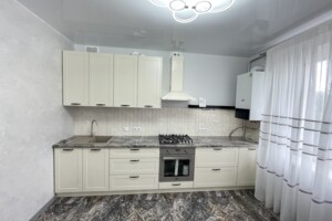 Продаж трикімнатної квартири в Івано-Франківську, на вул. Карпатської Січі, район Арсенал фото 2