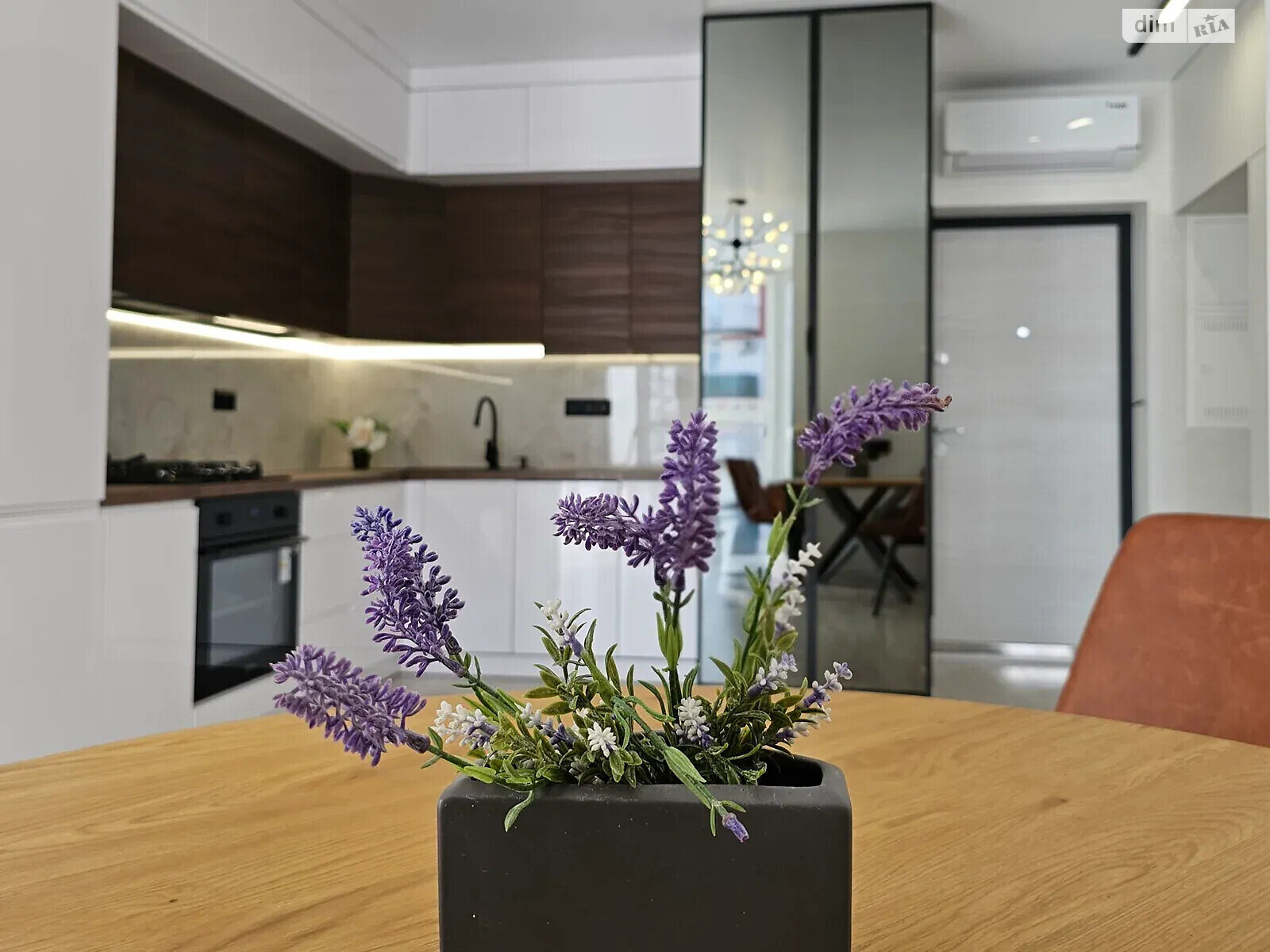 Продаж двокімнатної квартири в Івано-Франківську, на вул. Національної Гвардії 3В, район Арсенал фото 1 Продаж двокімнатної квартири в Івано-Франківську, на вул. Національної Гвардії 3В, район Арсенал фото 1