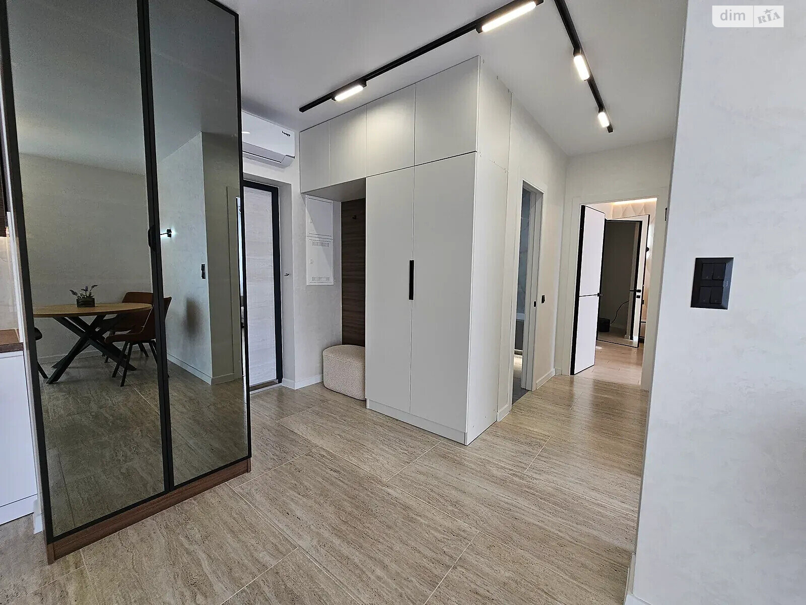 Продаж двокімнатної квартири в Івано-Франківську, на вул. Національної Гвардії 3В, район Арсенал фото 1 Продаж двокімнатної квартири в Івано-Франківську, на вул. Національної Гвардії 3В, район Арсенал фото 1