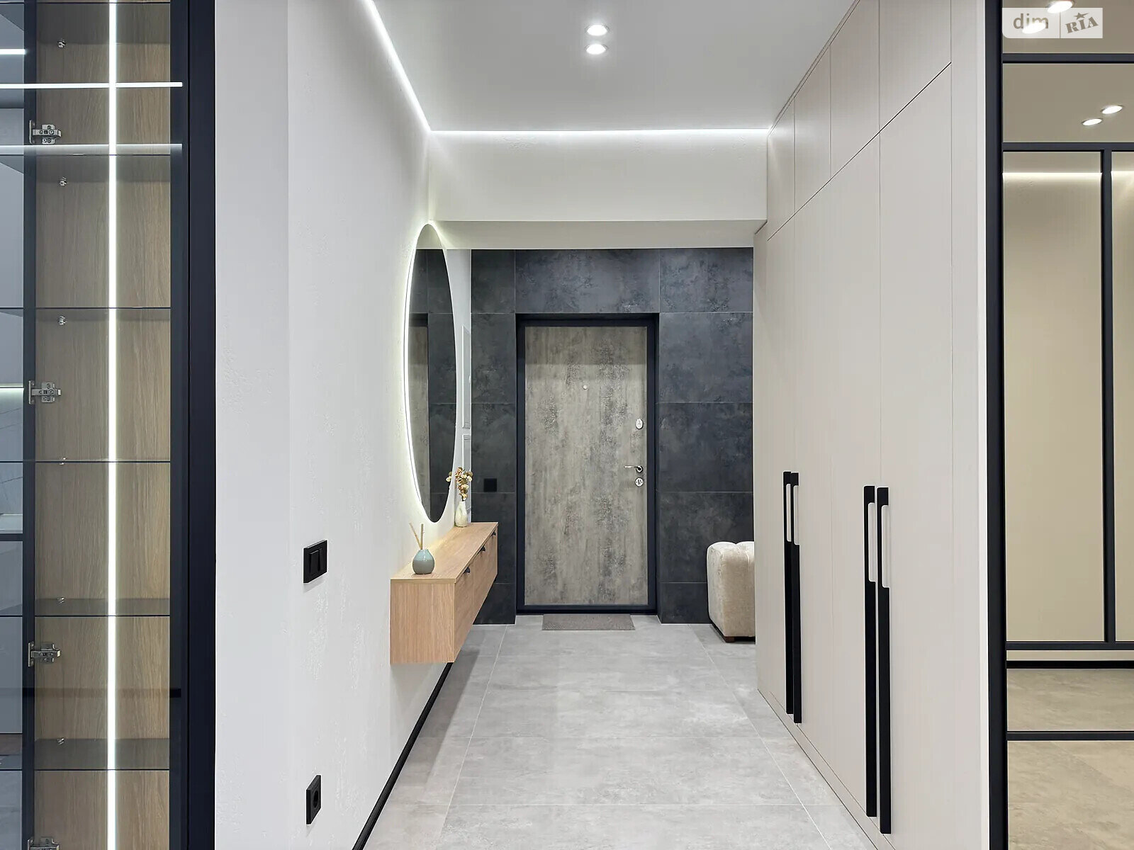 Продажа трехкомнатной квартиры в Криховцах, на ул. Приозерная 2, фото 1