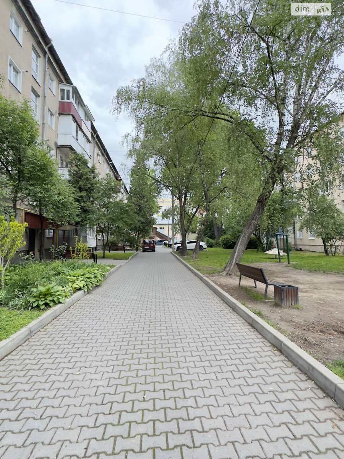 Продаж двокімнатної квартири в Івано-Франківську, на вул. Республіканська, район Арсенал фото 1 Продаж двокімнатної квартири в Івано-Франківську, на вул. Республіканська, район Арсенал фото 1