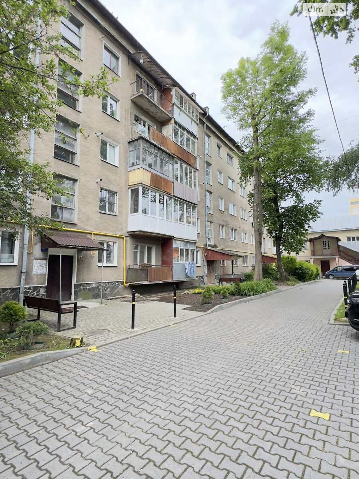 Продаж двокімнатної квартири в Івано-Франківську, на вул. Республіканська, район Арсенал фото 1 Продаж двокімнатної квартири в Івано-Франківську, на вул. Республіканська, район Арсенал фото 1