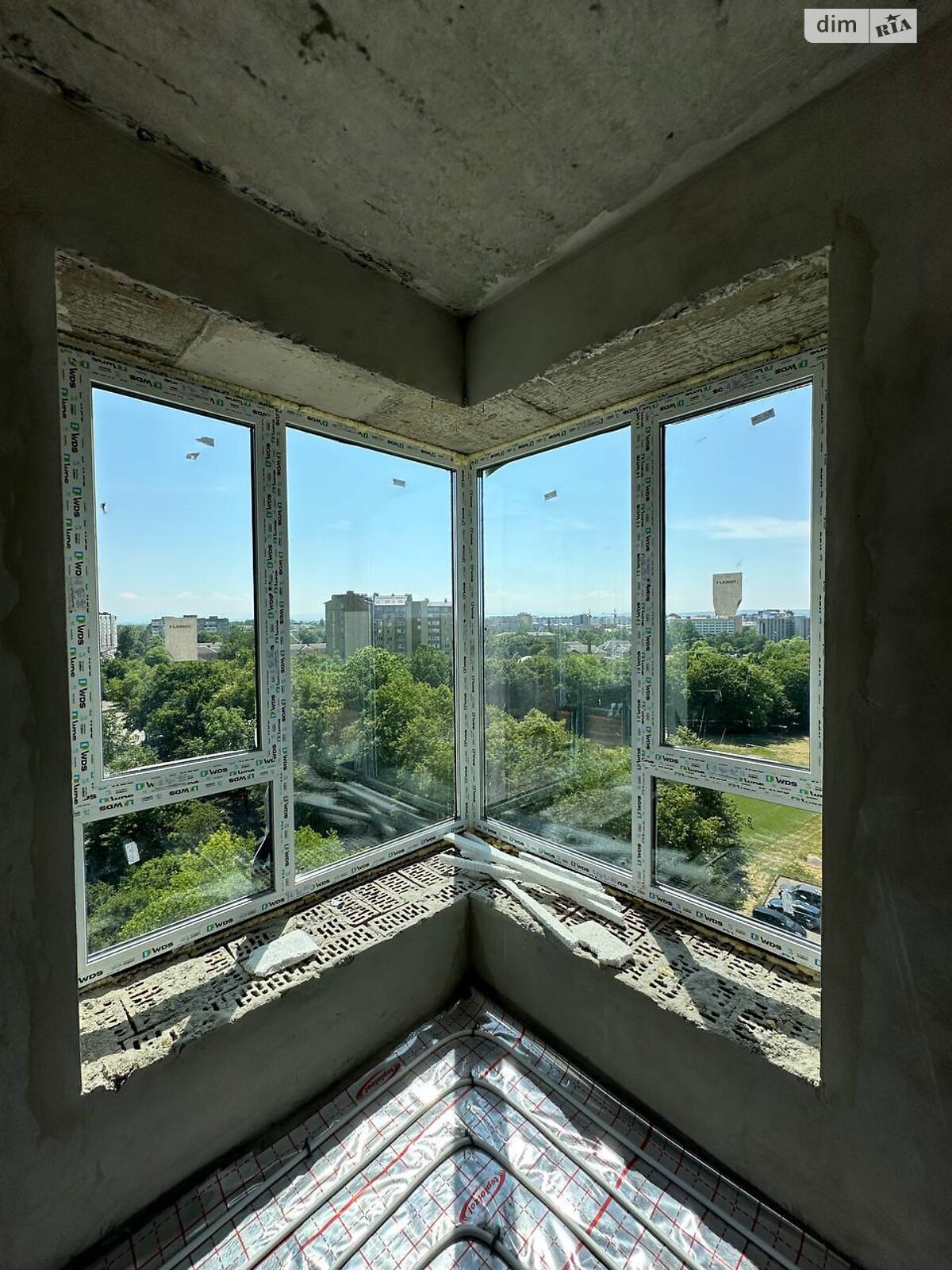 Продаж однокімнатної квартири в Івано-Франківську, на вул. Волошина Августина 2, район Арсенал фото 1 Продаж однокімнатної квартири в Івано-Франківську, на вул. Волошина Августина 2, район Арсенал фото 1
