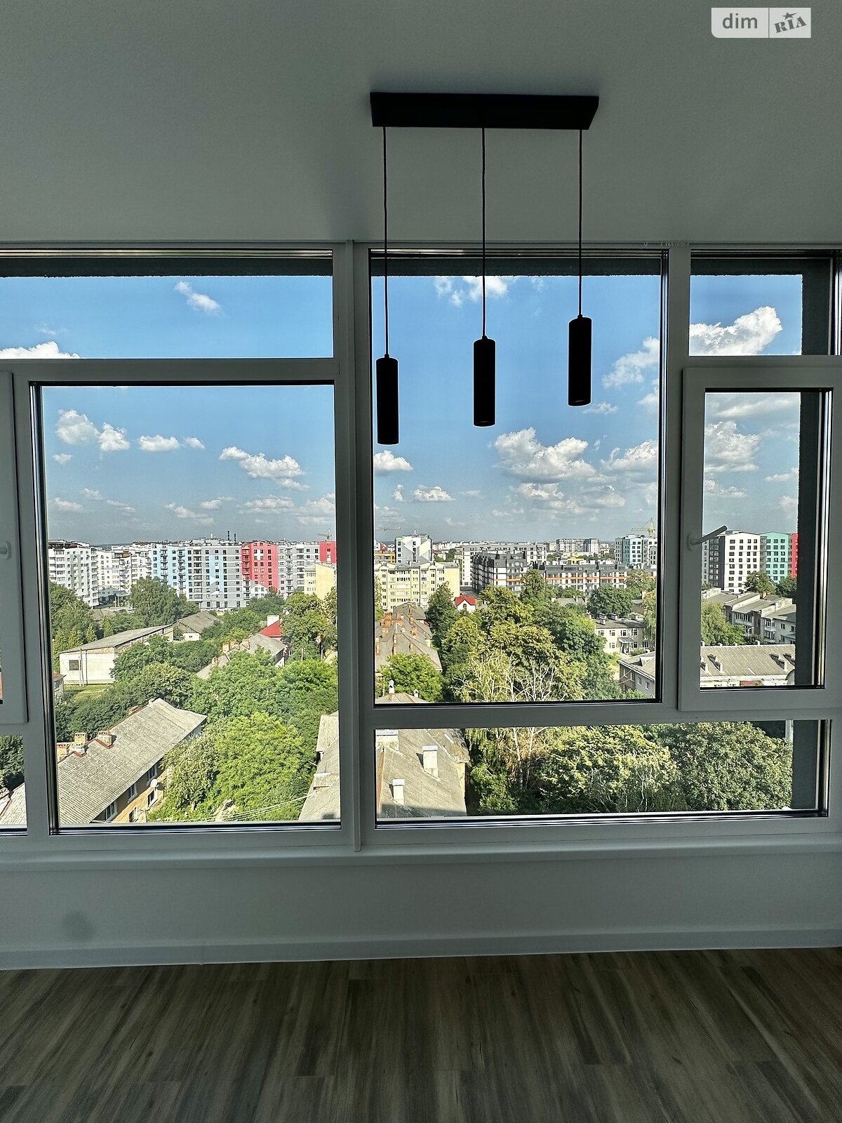 Продажа однокомнатной квартиры в Ивано-Франковске, на ул. Волошина Августина, район Арсенал фото 1 Продажа однокомнатной квартиры в Ивано-Франковске, на ул. Волошина Августина, район Арсенал фото 1