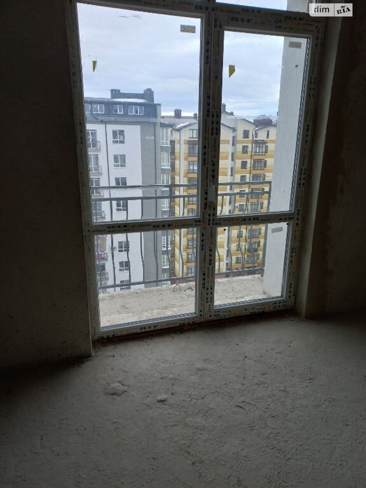 Продажа трехкомнатной квартиры в Ивано-Франковске, на ул. Довженко А., район Бам фото 1 Продажа трехкомнатной квартиры в Ивано-Франковске, на ул. Довженко А., район Бам фото 1