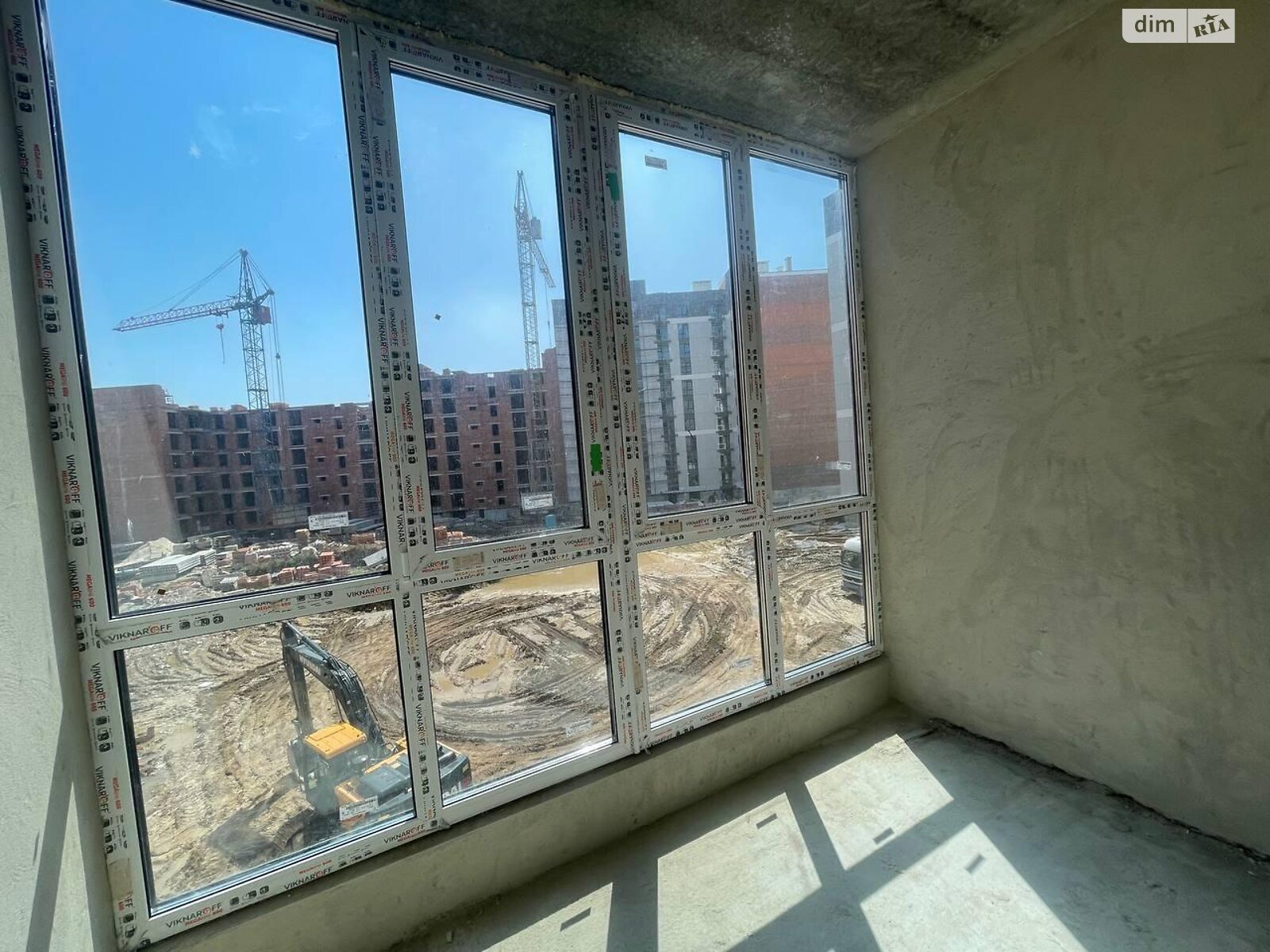 Продаж двокімнатної квартири в Івано-Франківську, на вул. Довженка О., район Бам фото 1 Продаж двокімнатної квартири в Івано-Франківську, на вул. Довженка О., район Бам фото 1