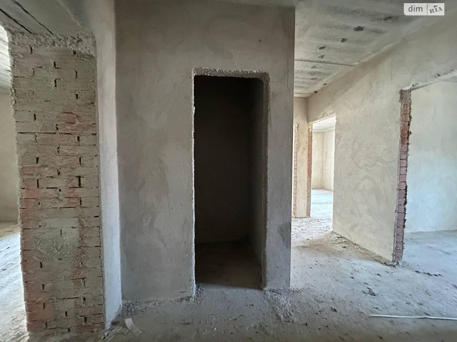 Продаж трикімнатної квартири в Івано-Франківську, на вул. Довженка О., район Бам фото 1 Продаж трикімнатної квартири в Івано-Франківську, на вул. Довженка О., район Бам фото 1