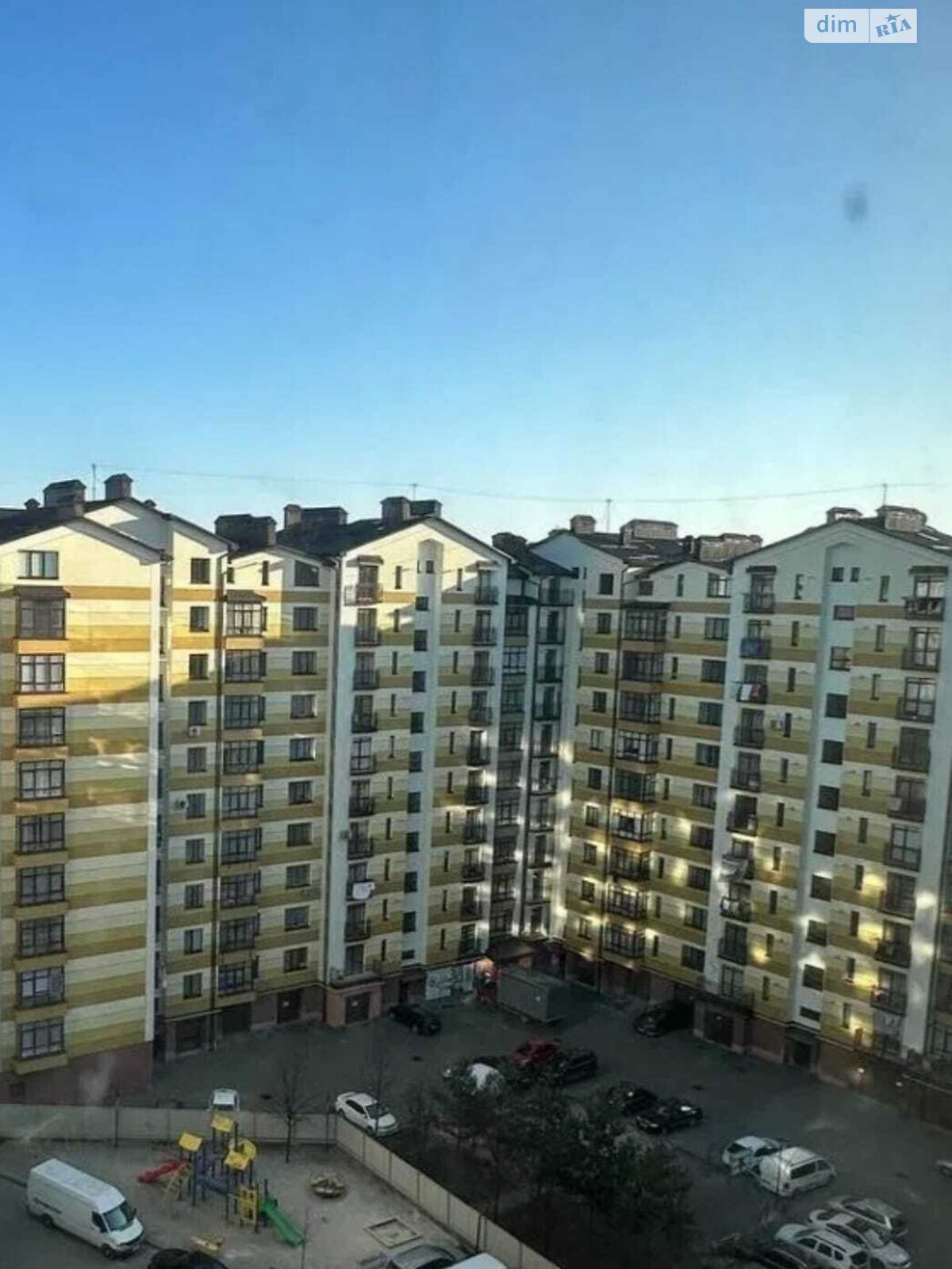 Продаж двокімнатної квартири в Івано-Франківську, на вул. Довженка О. 23А, кв. 36, район Бам фото 1 Продаж двокімнатної квартири в Івано-Франківську, на вул. Довженка О. 23А, кв. 36, район Бам фото 1