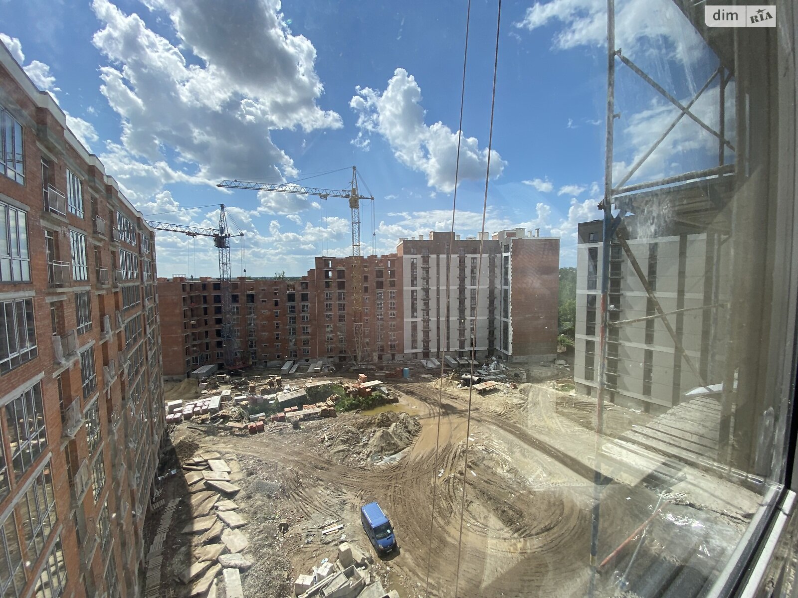 Продаж двокімнатної квартири в Івано-Франківську, на вул. Довженка О. 31В, район Бам фото 1 Продаж двокімнатної квартири в Івано-Франківську, на вул. Довженка О. 31В, район Бам фото 1