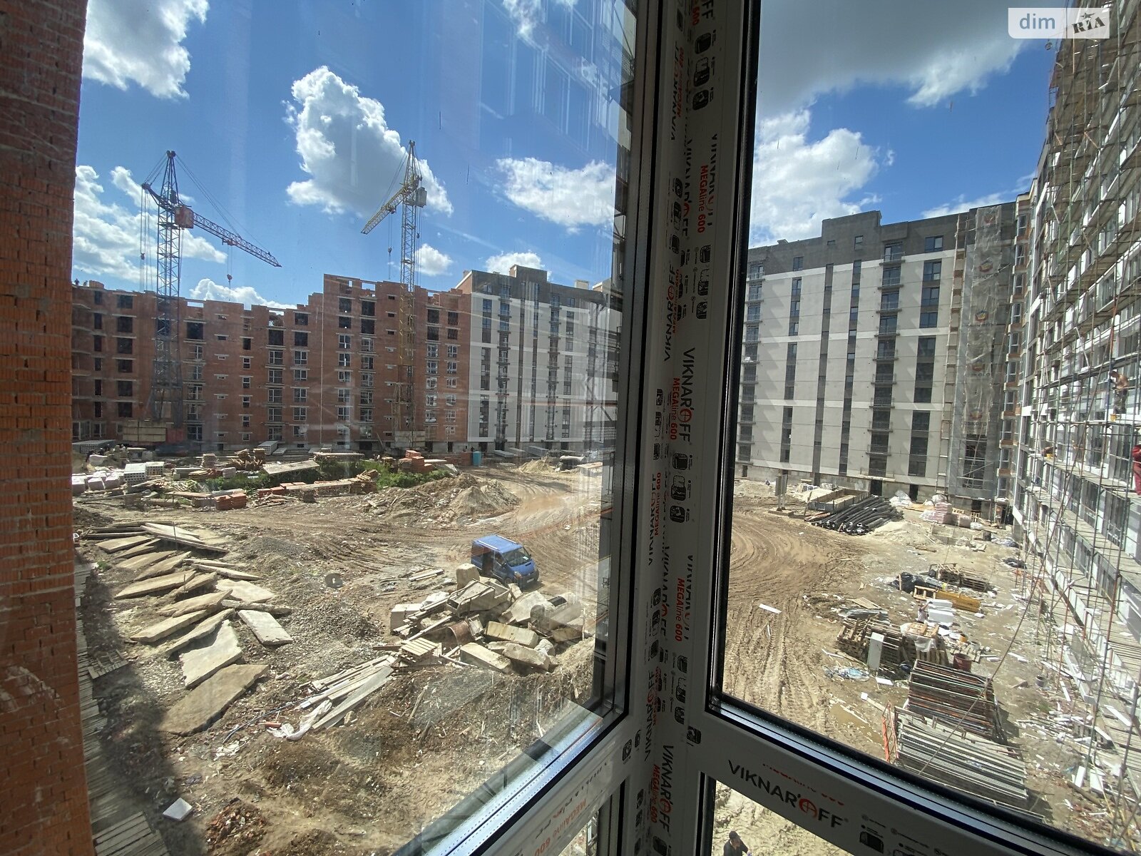 Продаж однокімнатної квартири в Івано-Франківську, на вул. Довженка О. 31, район Бам фото 1 Продаж однокімнатної квартири в Івано-Франківську, на вул. Довженка О. 31, район Бам фото 1