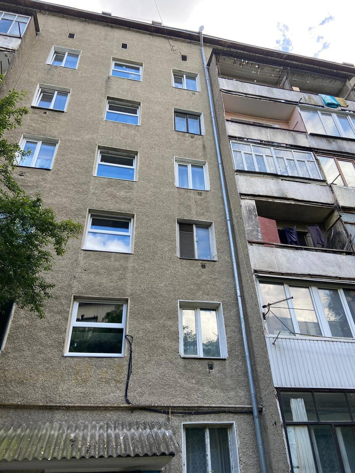 Продаж однокімнатної квартири в Івано-Франківську, на вул. Довженка О. 18, район Бам фото 1 Продаж однокімнатної квартири в Івано-Франківську, на вул. Довженка О. 18, район Бам фото 1