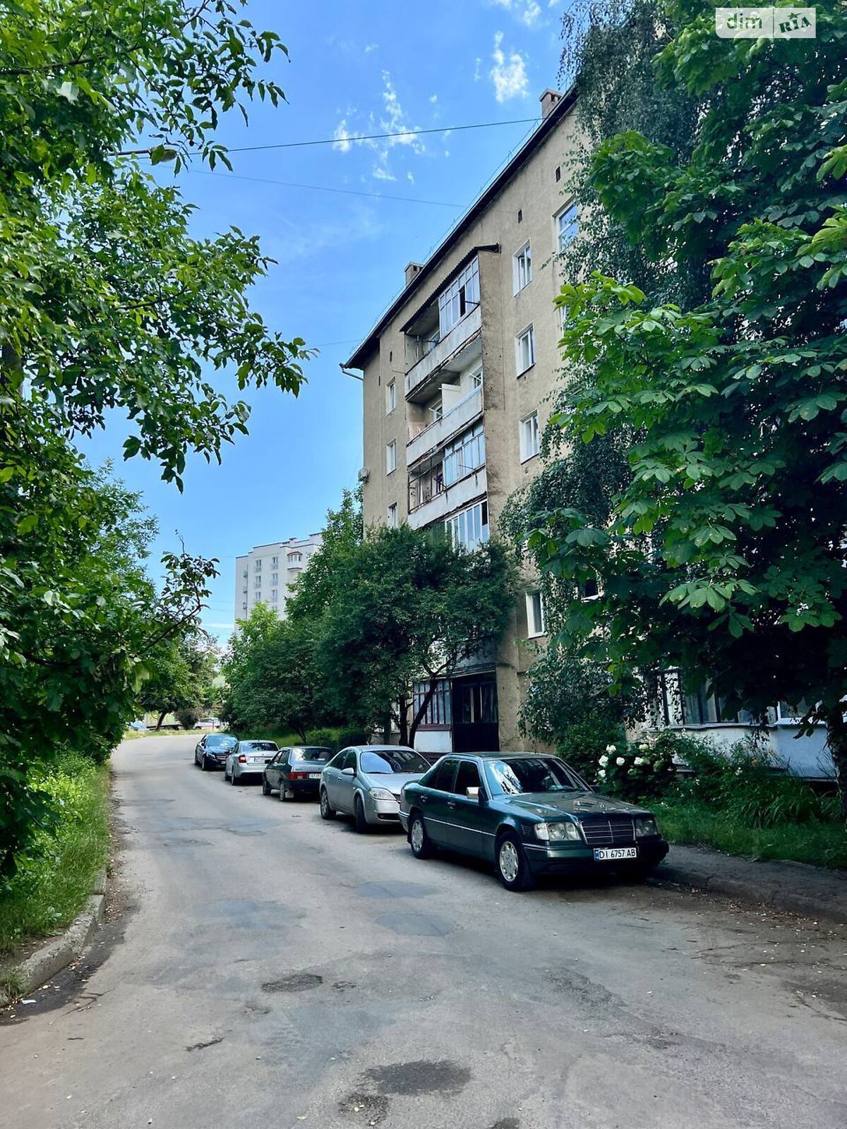 Продажа однокомнатной квартиры в Ивано-Франковске, на ул. Довженко А. 18/2, район Бам фото 1 Продажа однокомнатной квартиры в Ивано-Франковске, на ул. Довженко А. 18/2, район Бам фото 1