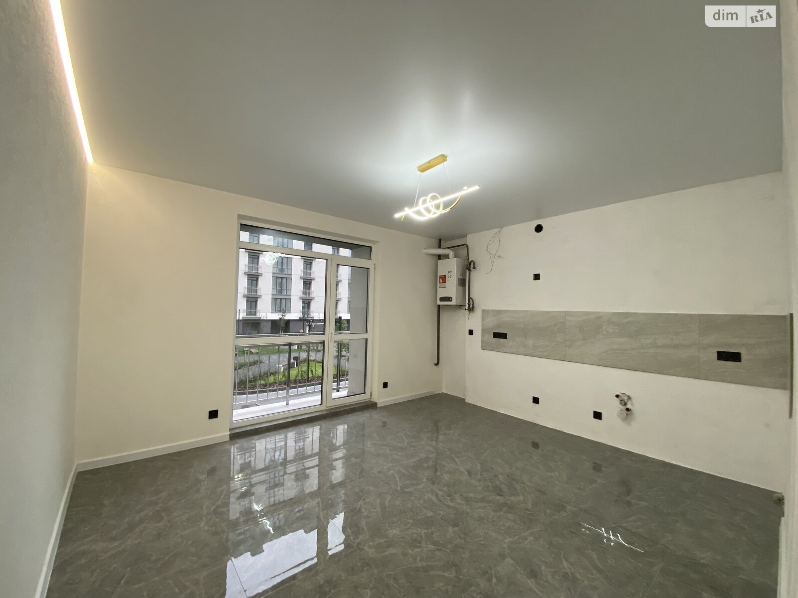 Продаж двокімнатної квартири в Івано-Франківську, на вул. Довженка О. 31, район Бам фото 1 Продаж двокімнатної квартири в Івано-Франківську, на вул. Довженка О. 31, район Бам фото 1