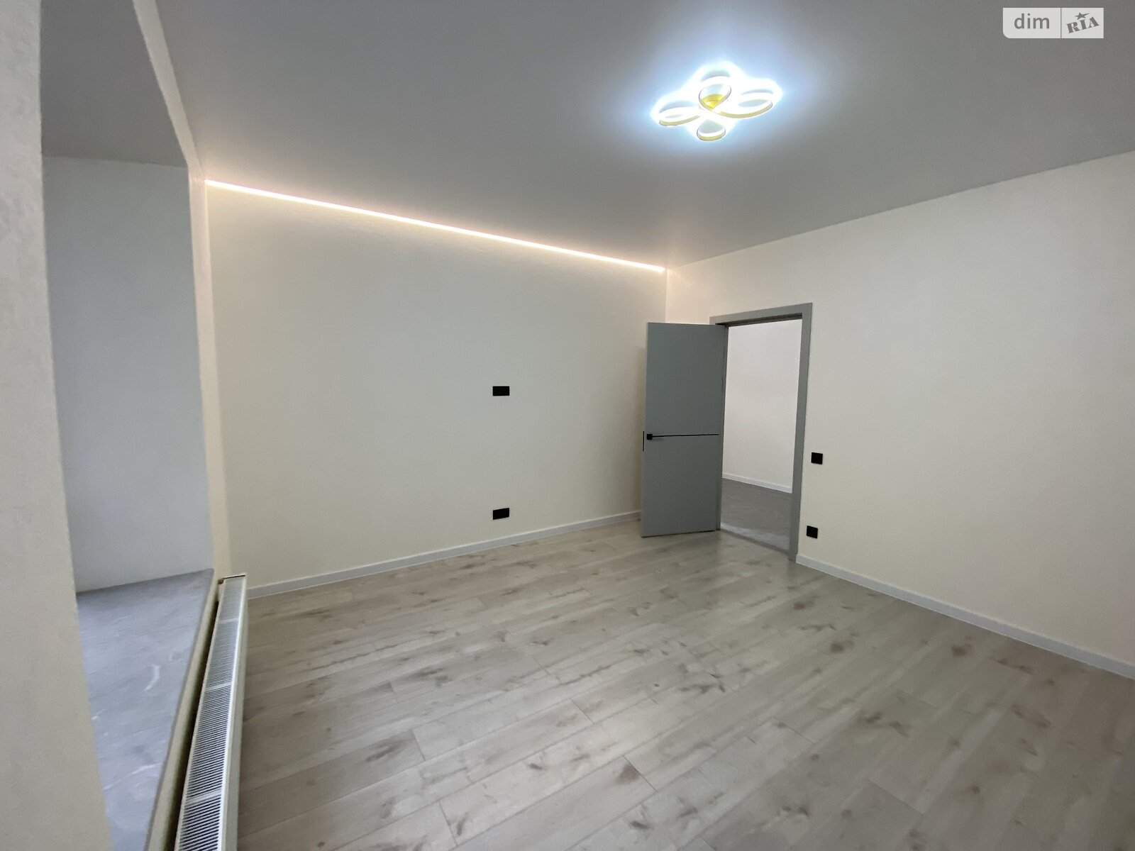 Продаж двокімнатної квартири в Івано-Франківську, на вул. Довженка О. 31, район Бам фото 1 Продаж двокімнатної квартири в Івано-Франківську, на вул. Довженка О. 31, район Бам фото 1