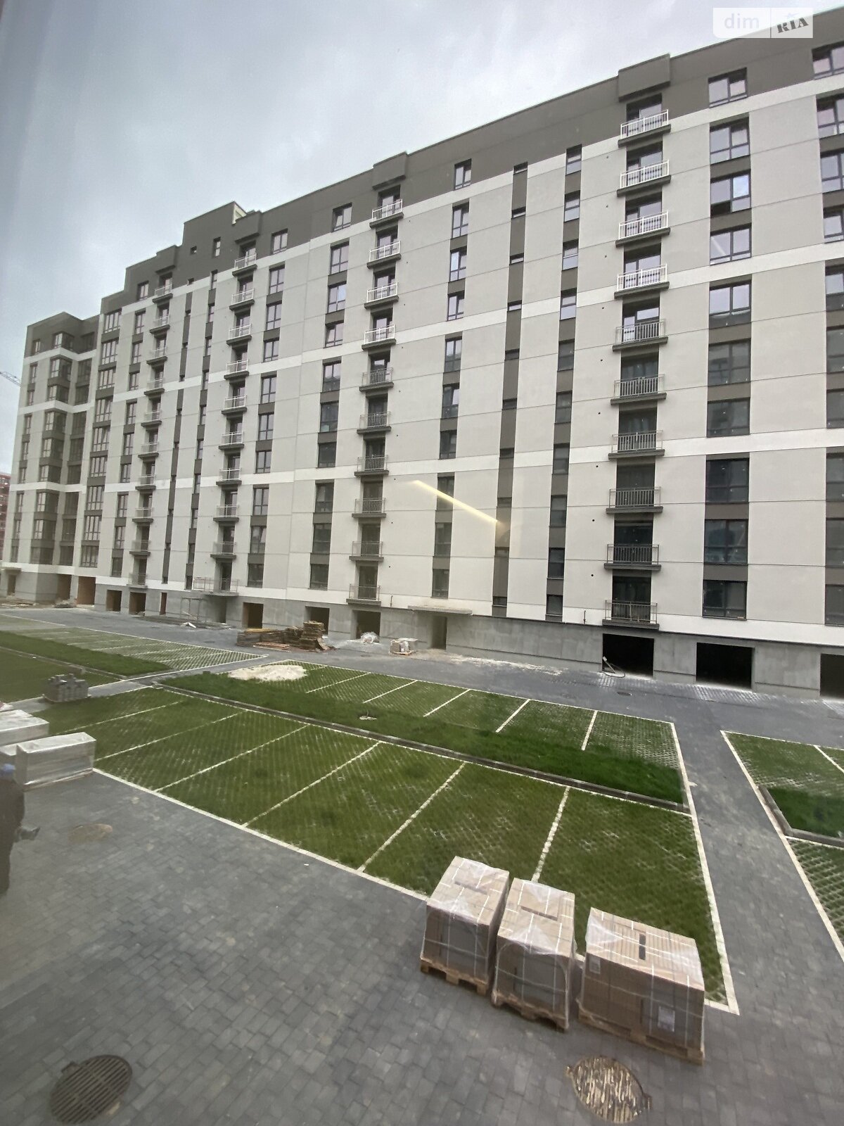 Продаж двокімнатної квартири в Івано-Франківську, на вул. Довженка О. 31, район Бам фото 1 Продаж двокімнатної квартири в Івано-Франківську, на вул. Довженка О. 31, район Бам фото 1